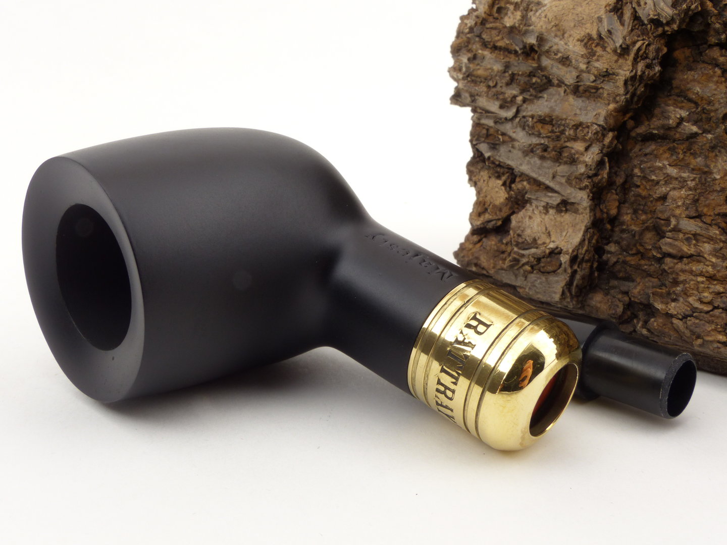 rattrays_majesty_5_black_8