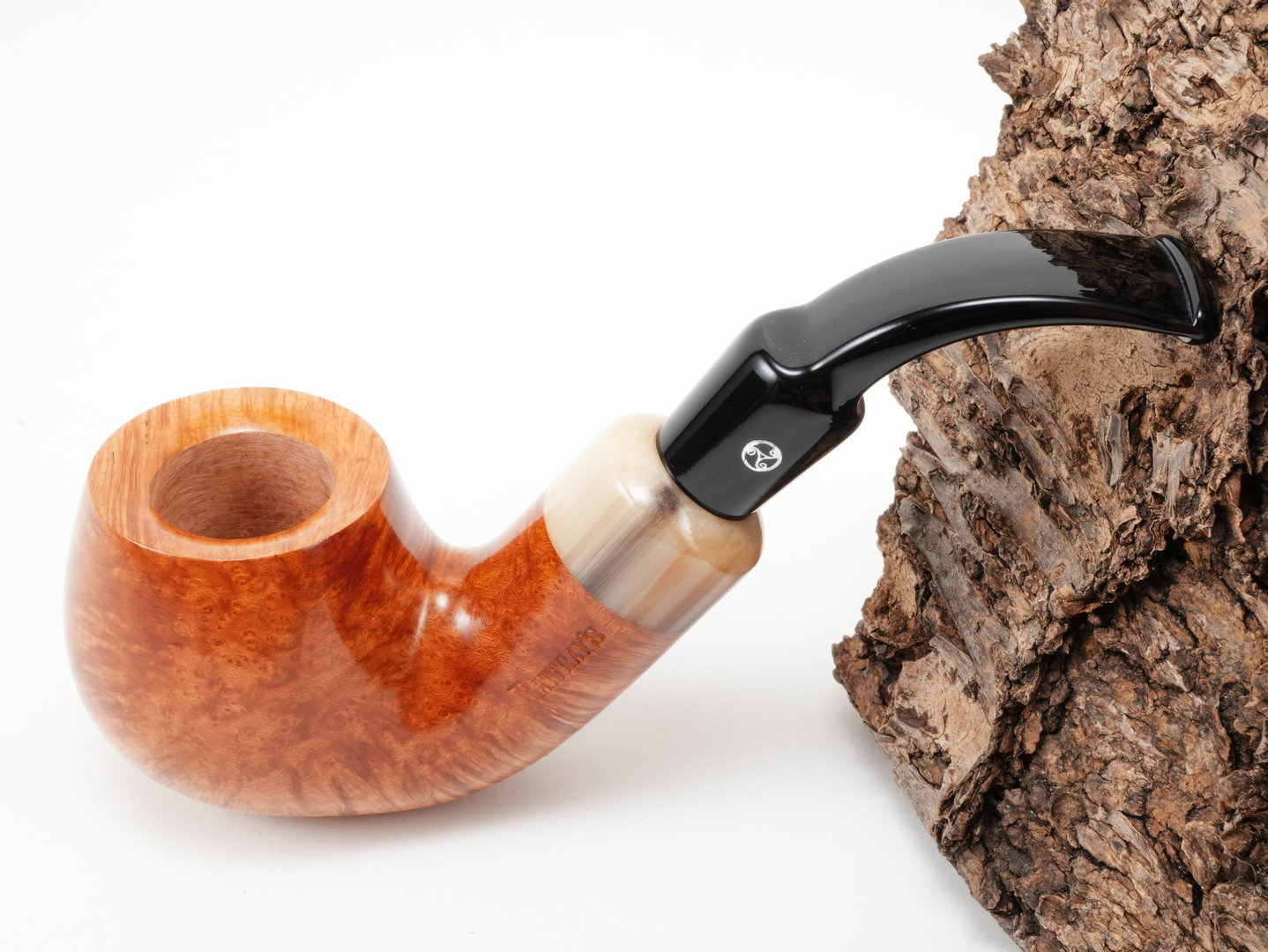 rattrays_the_bull_light_146_1