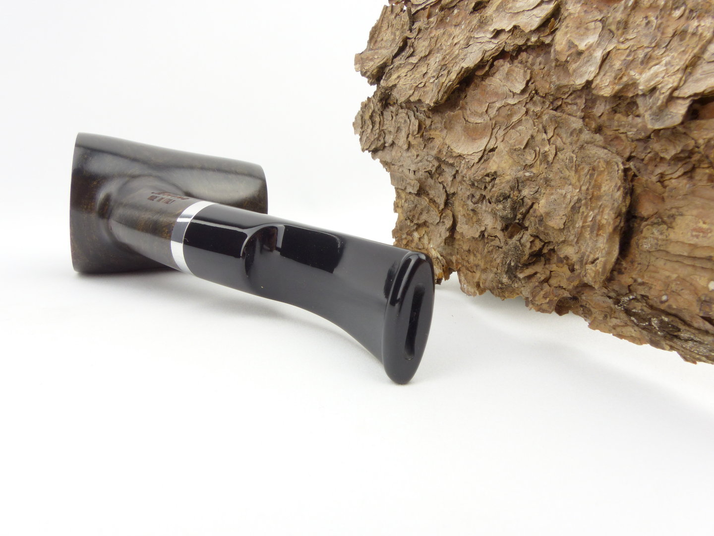 molina_barasso_pfeife_grau_2_4