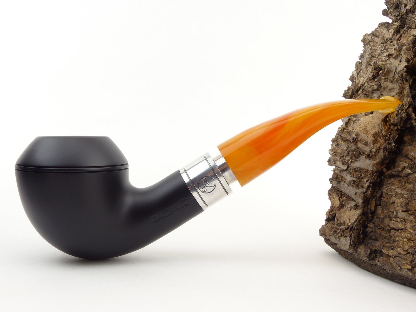 rattrays_monarch_178_black_2