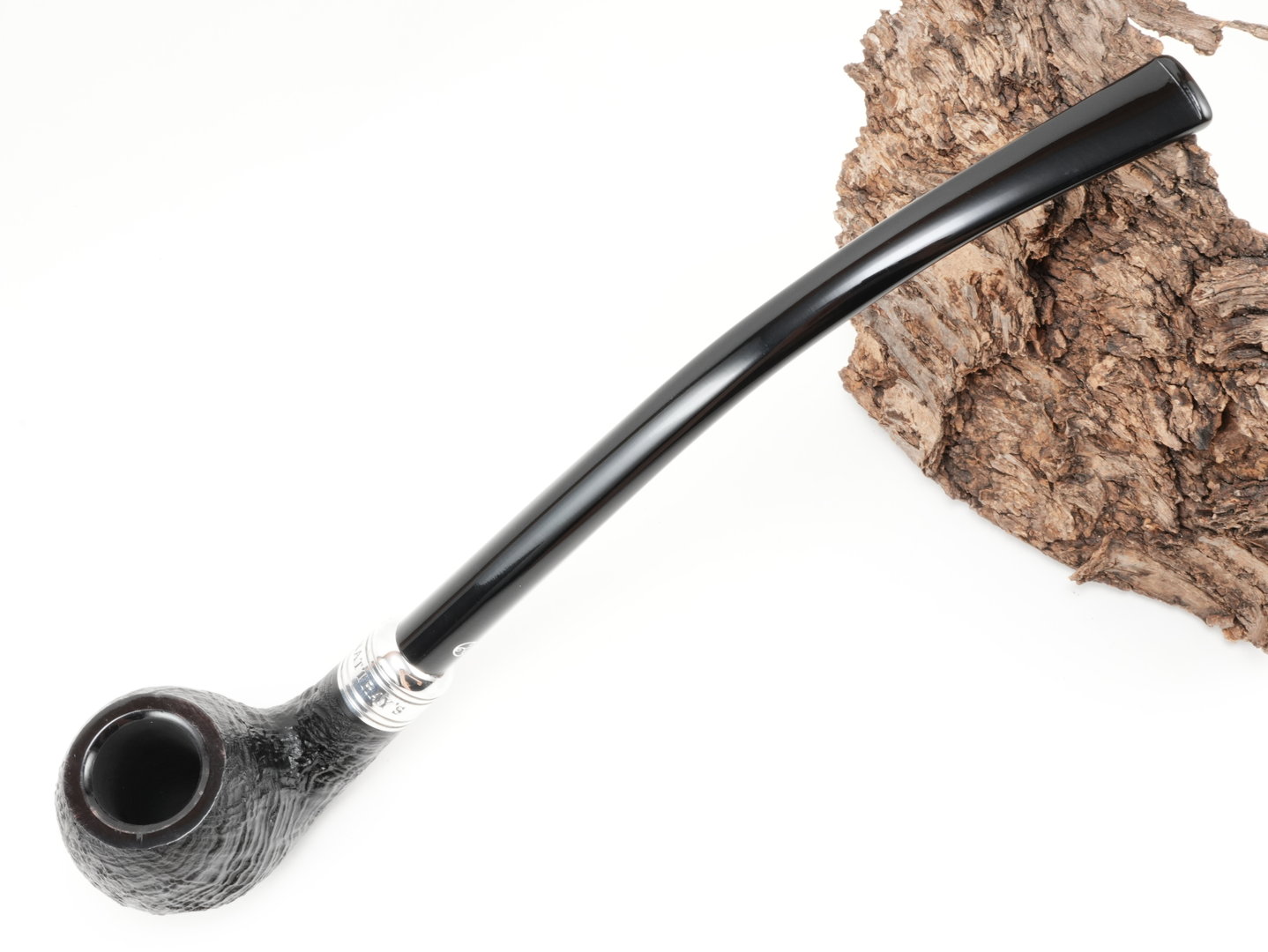 rattrays_the_bagpiper_sand_black_3