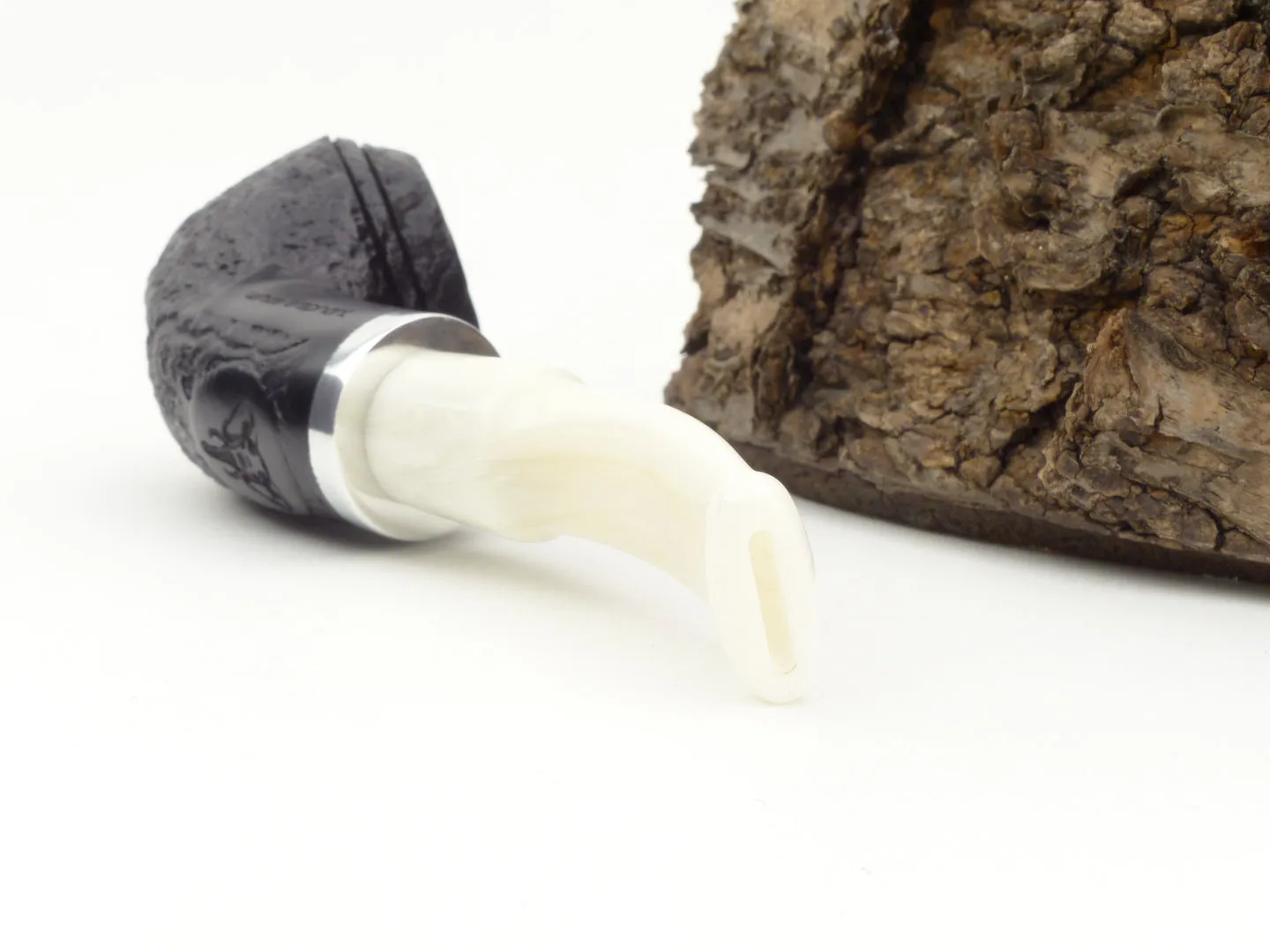 white_elephant_ebony_ivory_sand_3_4