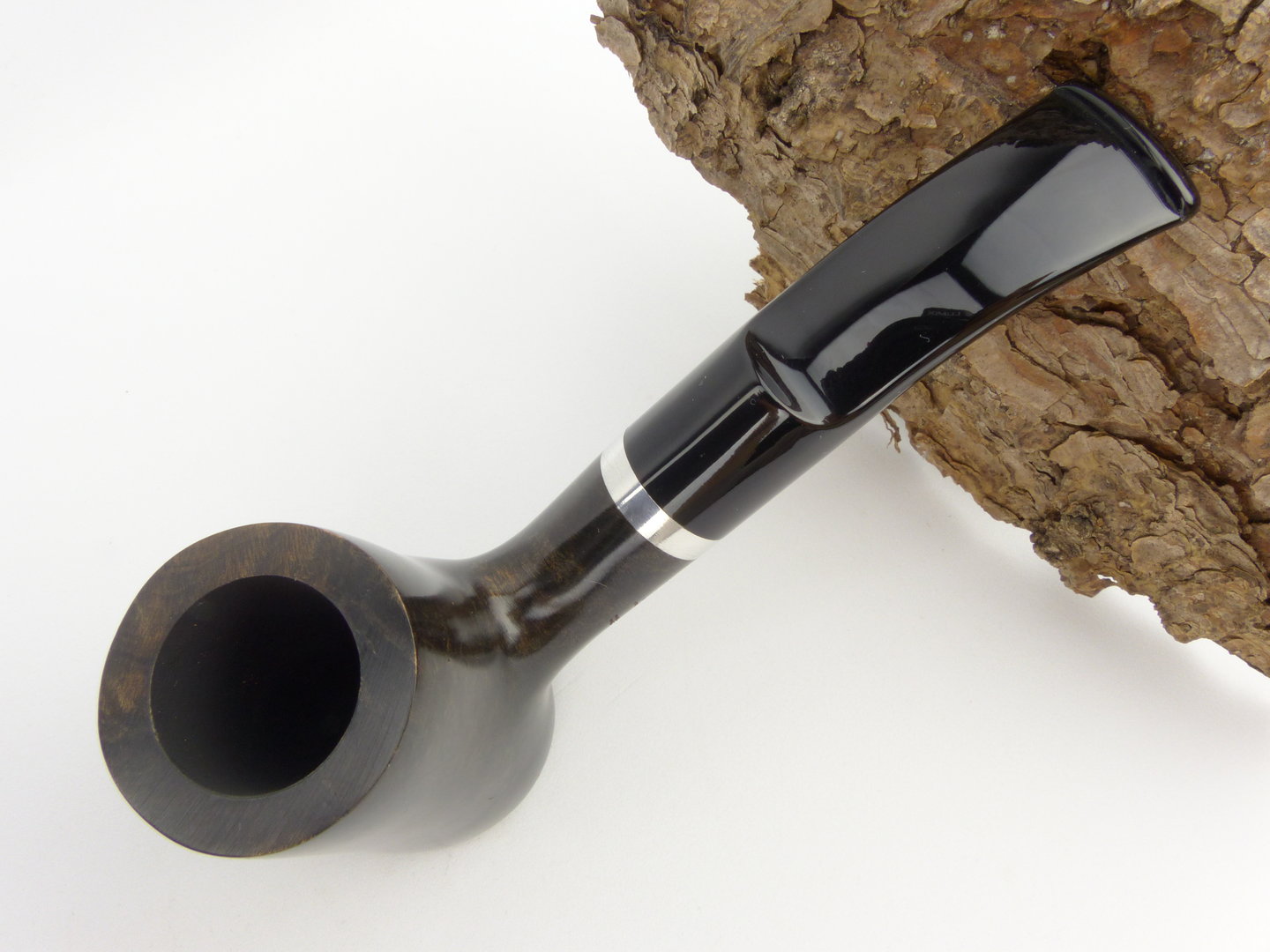 molina_barasso_pfeife_grau_2_3