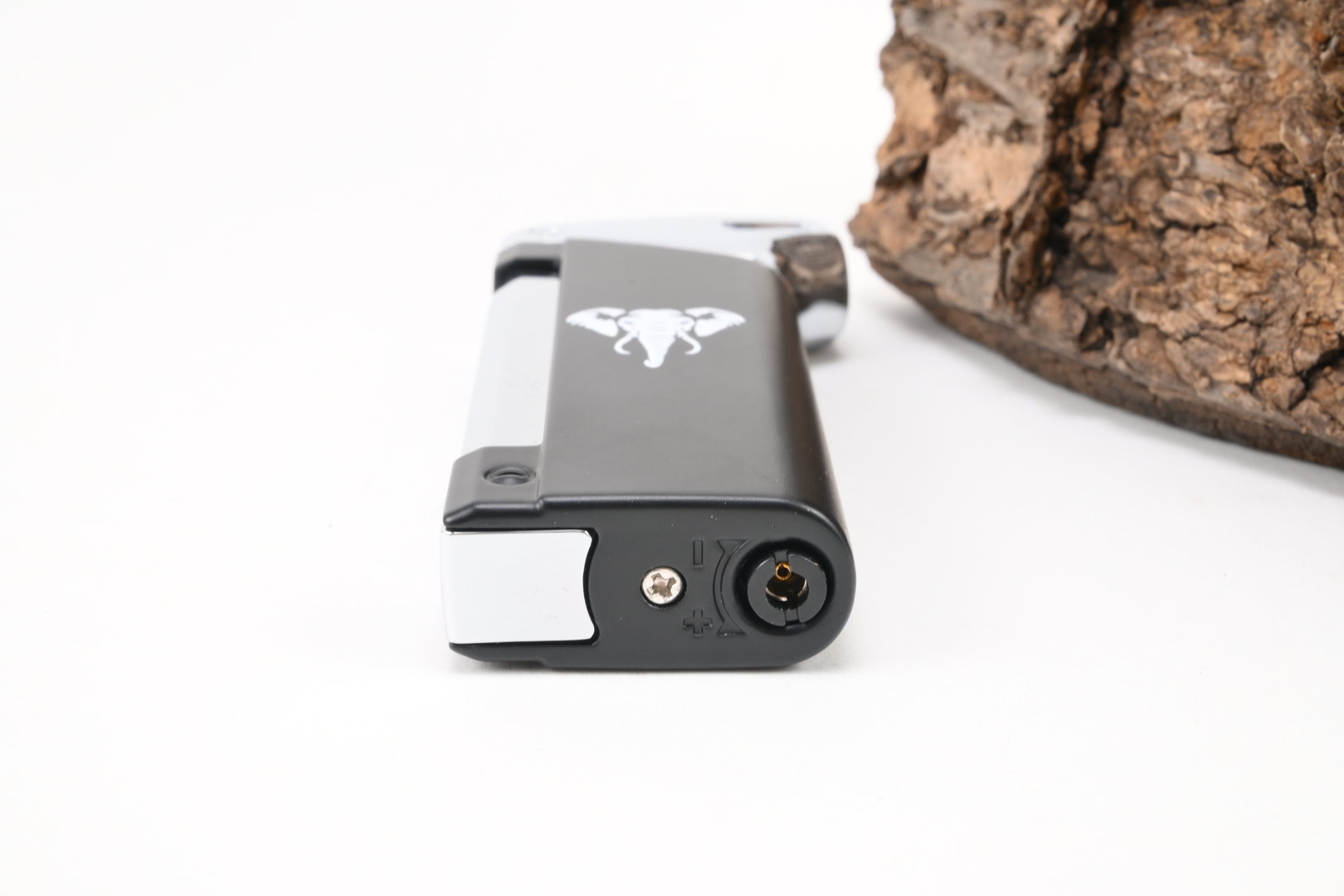 white_elephant_pipe_lighter_pro_bo_black_5