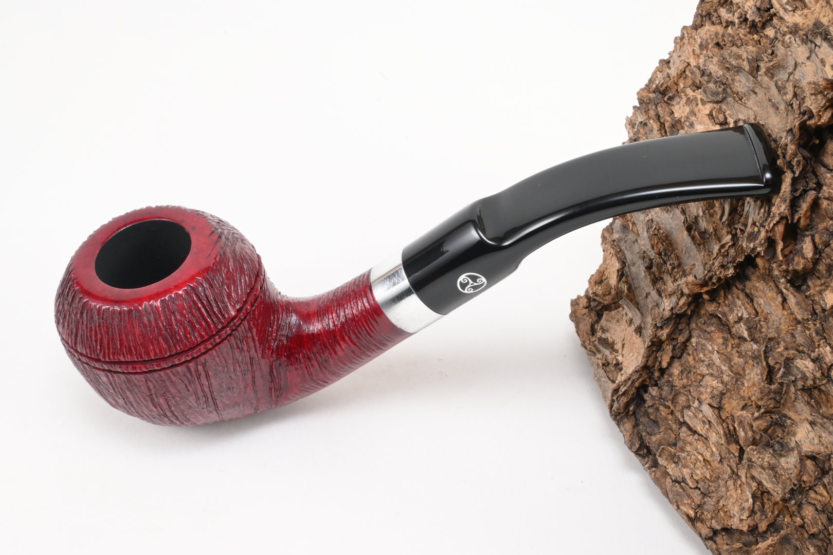 rattrays_the_witch_brush_red_204_1