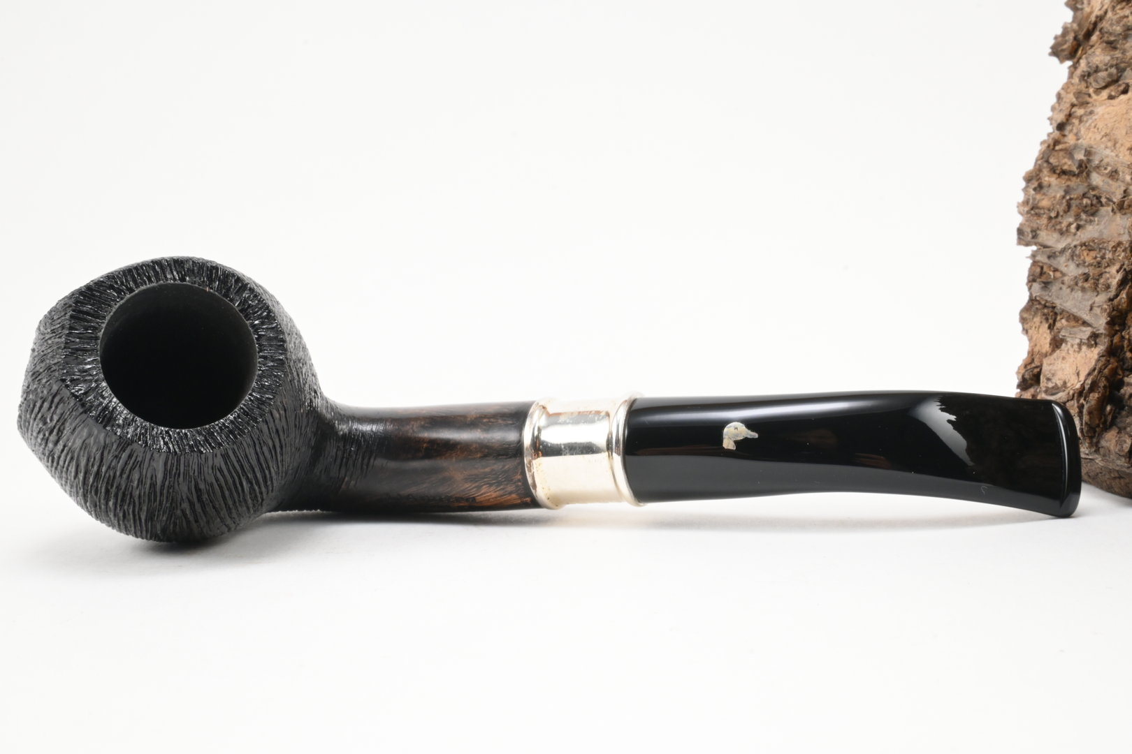 l_anatra_dalle_uova_d_oro_pipe_of_the_year_2025_brushed_6