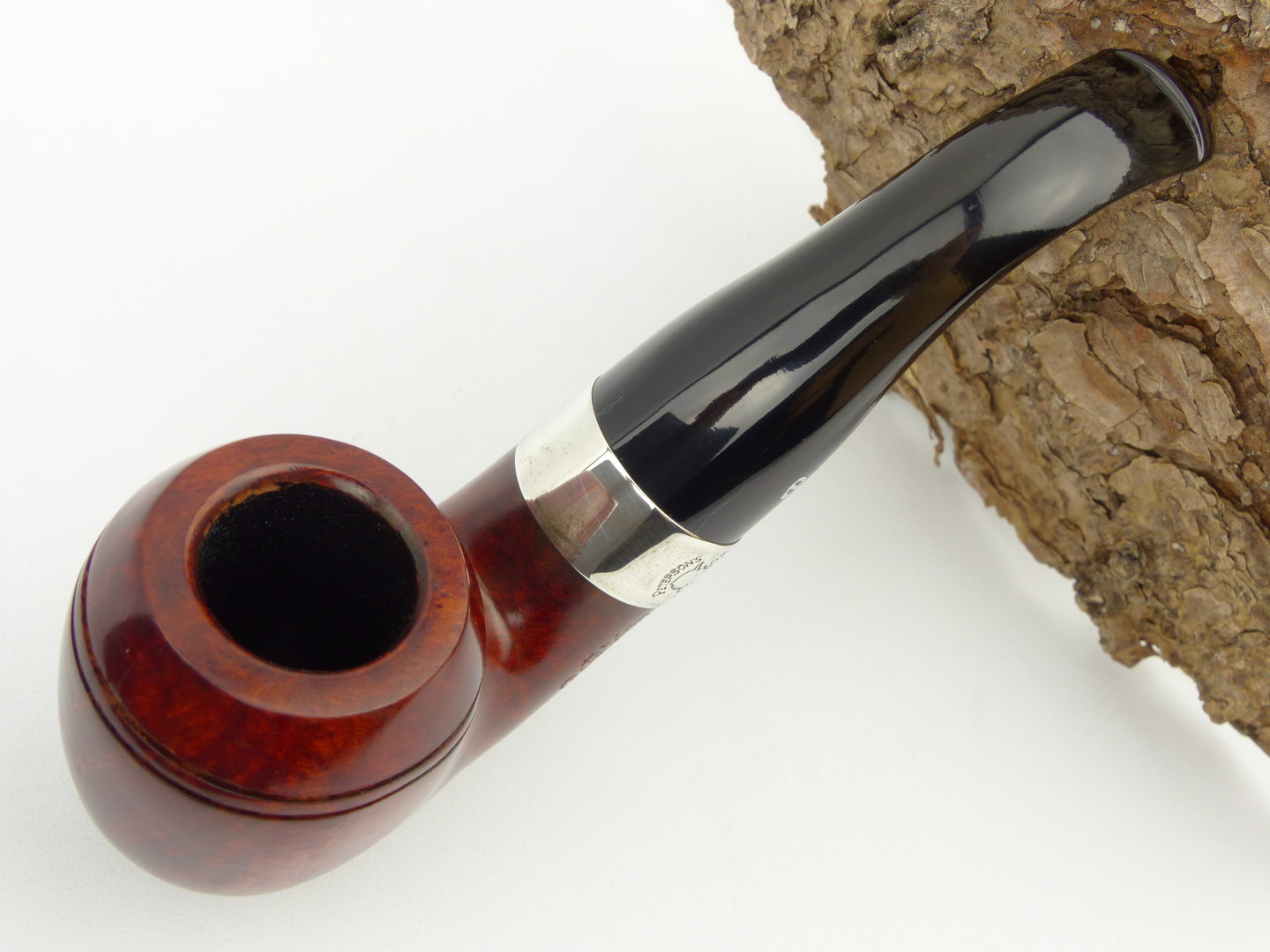 peterson_sherlock_holmes_baskerville_smooth_lip_3