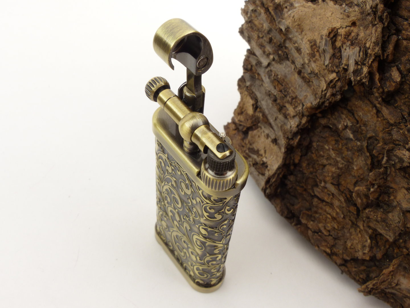 im_corona_old_boy_64-2525_6