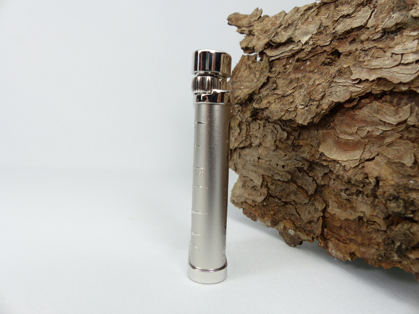 im_corona_64-6415_old_boy_2