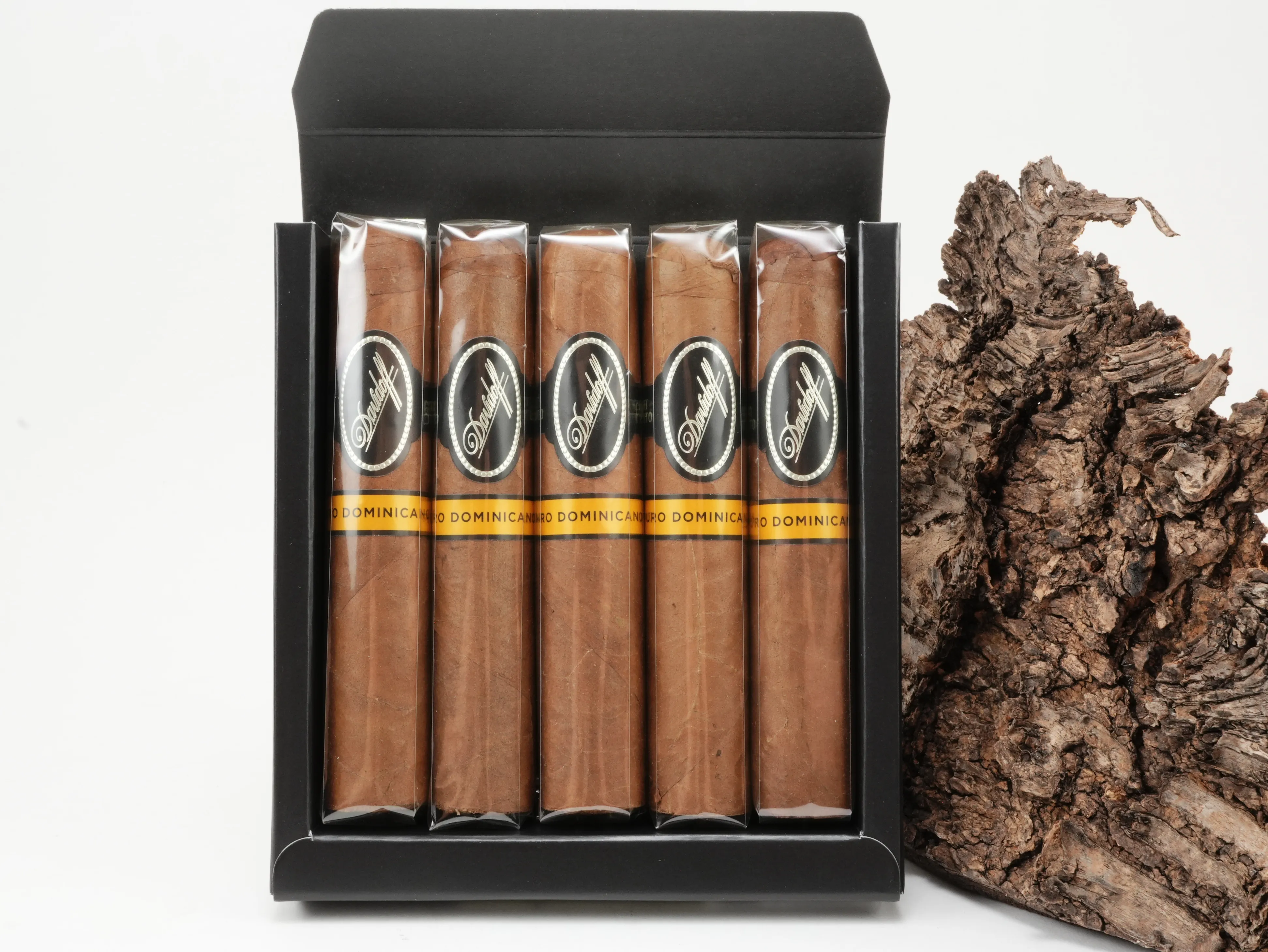 Zigarre Davidoff Puro Dominicano Short Robusto Bild 3