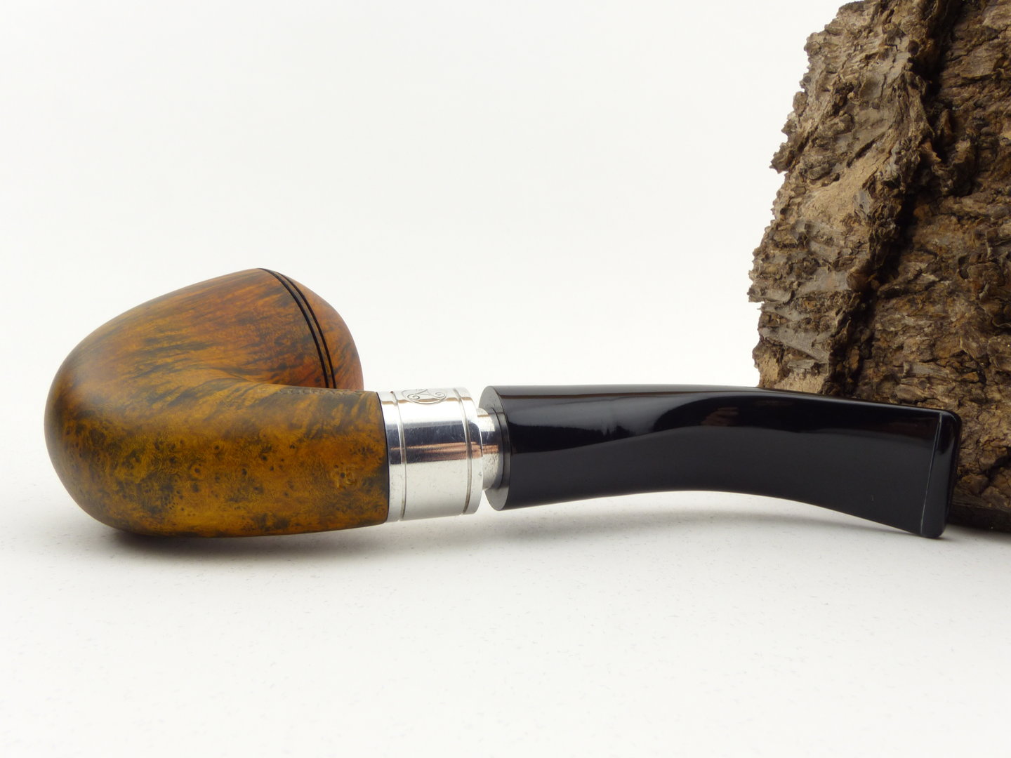 rattrays_monarch_15_contrast_black_7