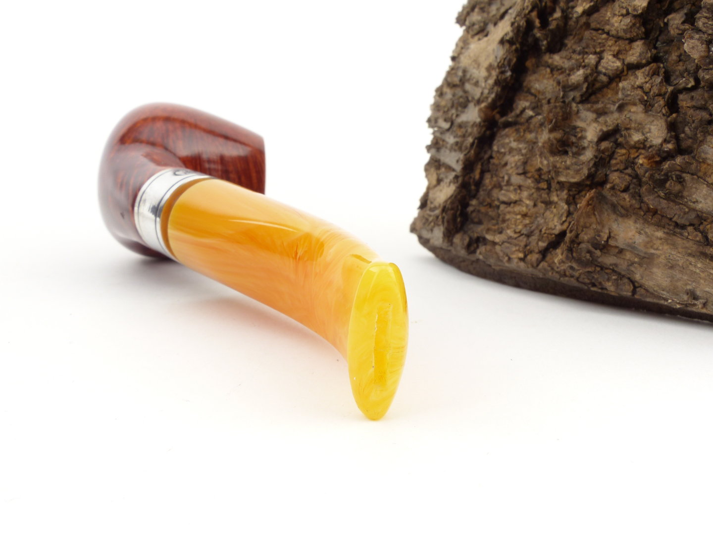 rattrays_monarch_4_light_4