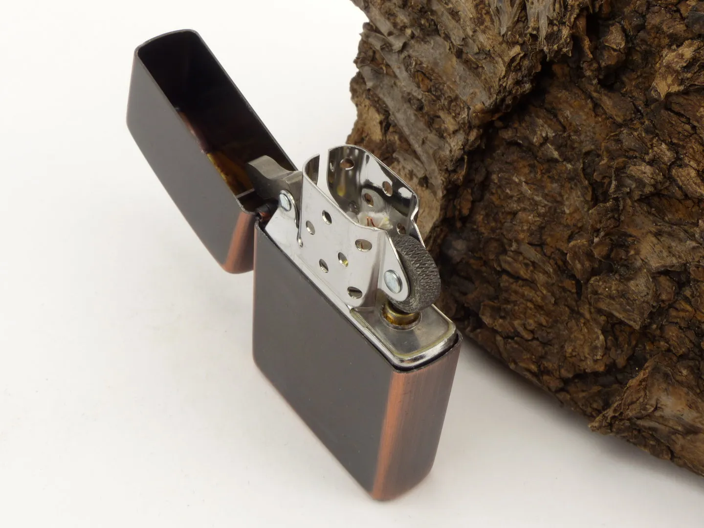 Zippo Feuerzeug Rustic Bronze 60006236 – Produktbild 6