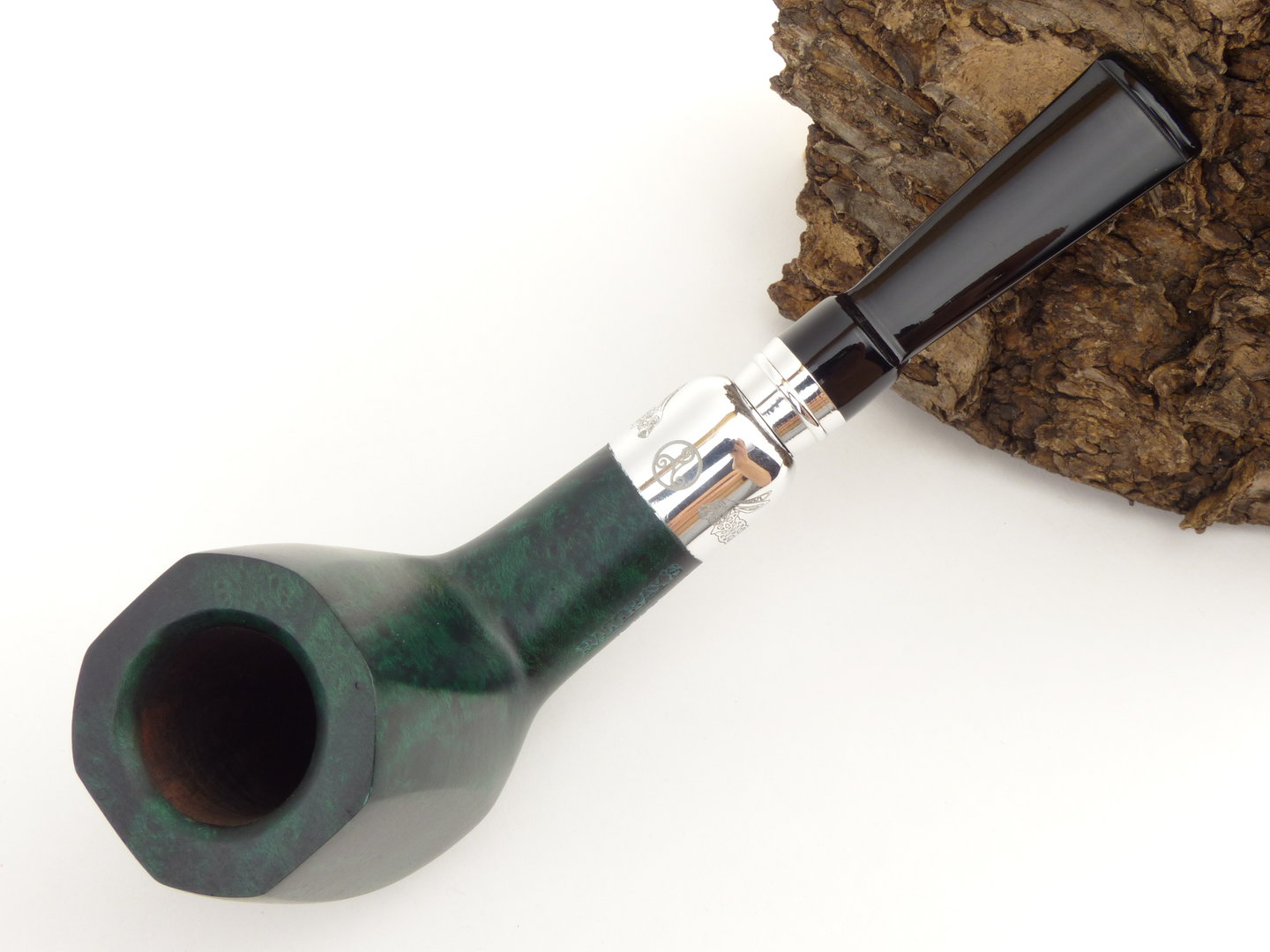 Rattrays_pipe_of_the_year_Jahrespfeife_2023_green_3