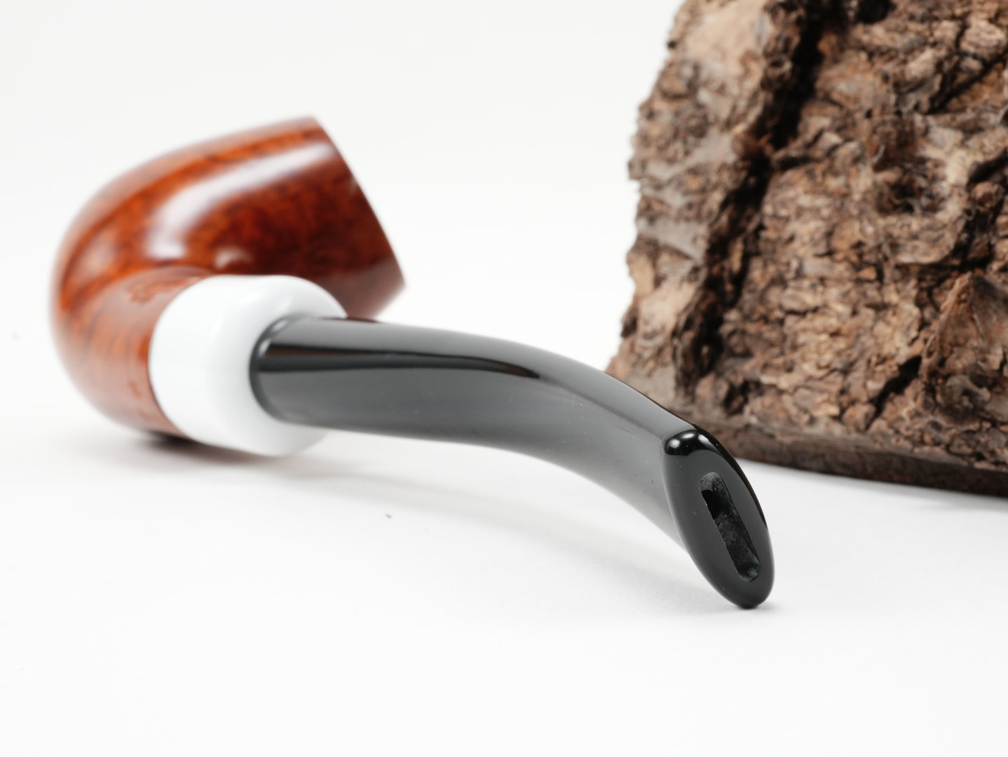 white_elephant_pipe_pfeife_kenya_terra_16_4