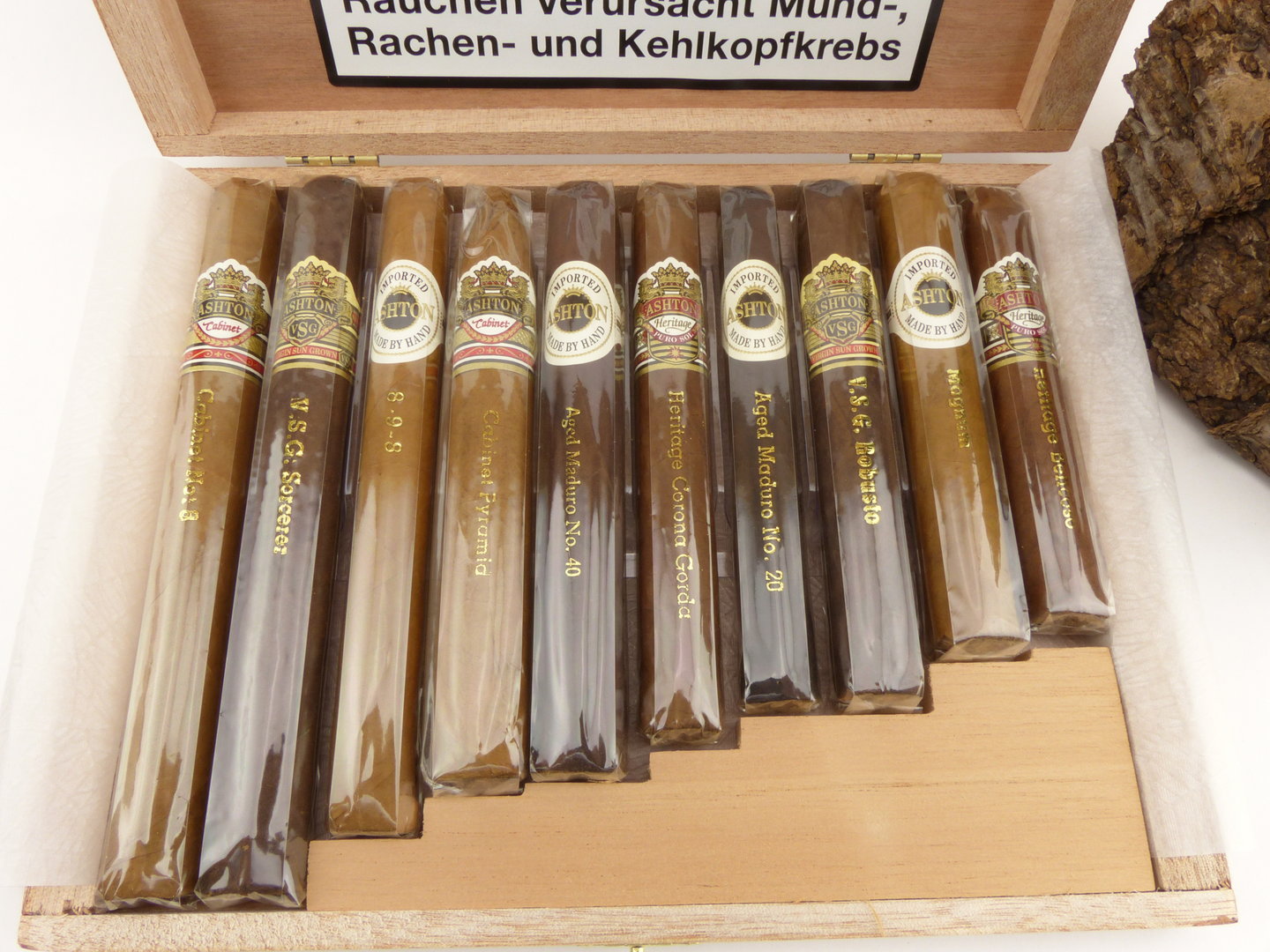 ashton_classic_sampler_10_cigars_4_1