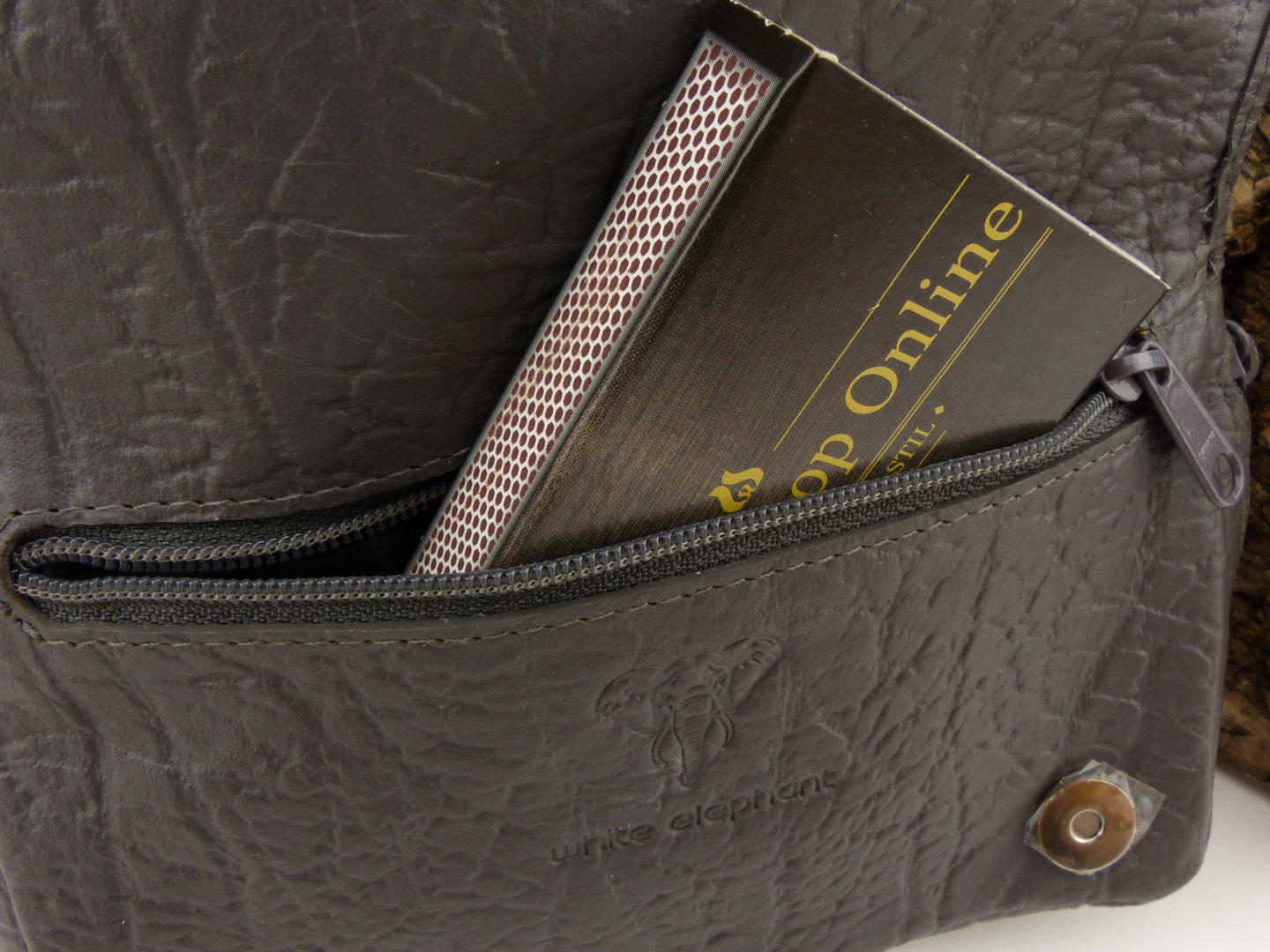 white_elephant_pfeifentasche_loxo_cp2_10