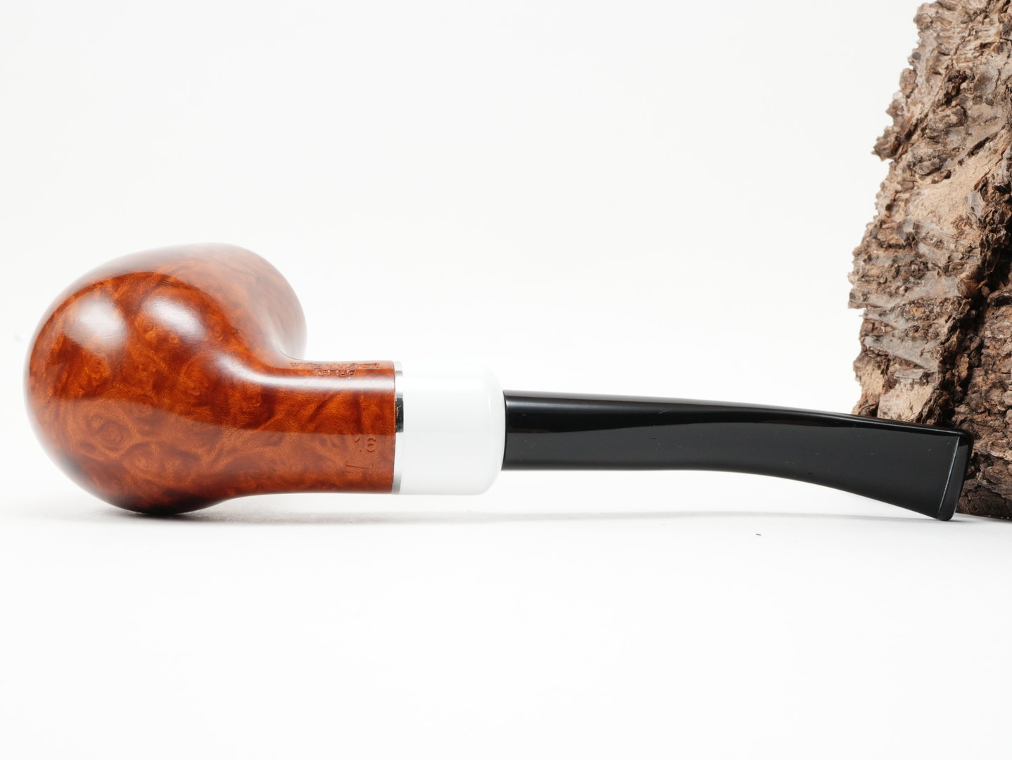 white_elephant_pipe_pfeife_kenya_terra_16_7