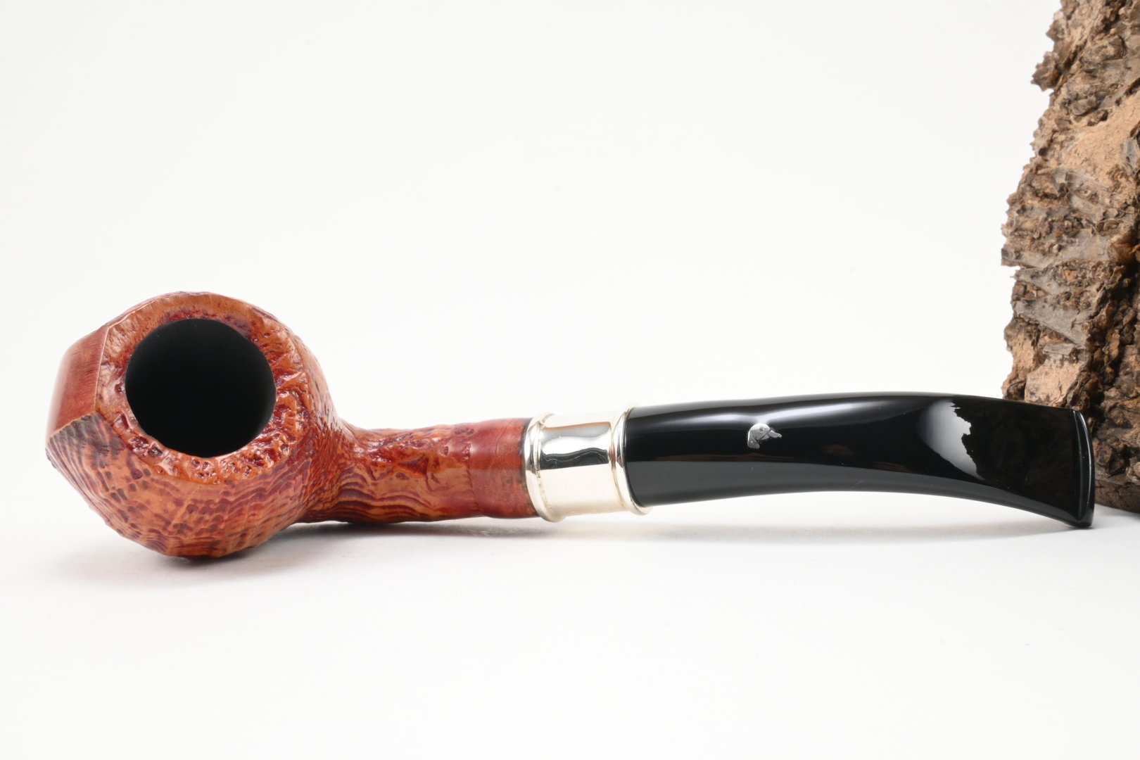 l_anatra_dalle_uova_d_oro_pipe_of_the_year_2025_sand_6