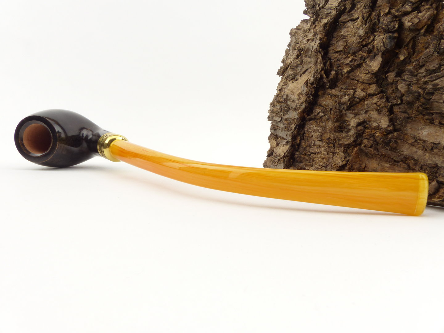 rattrays_the_bagpiper_grey_yellow_5