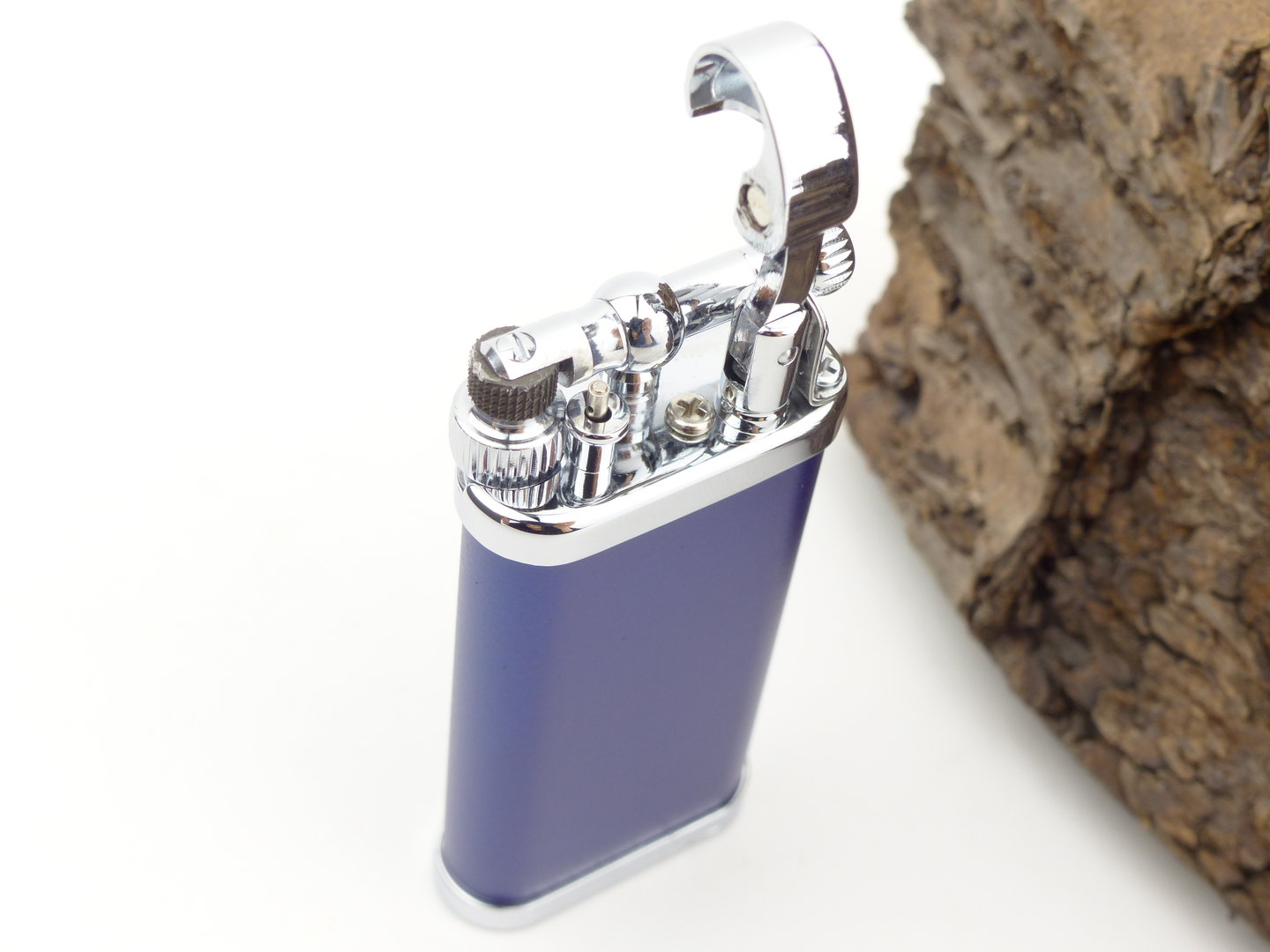 im_corona_old_boy_64-3109_6