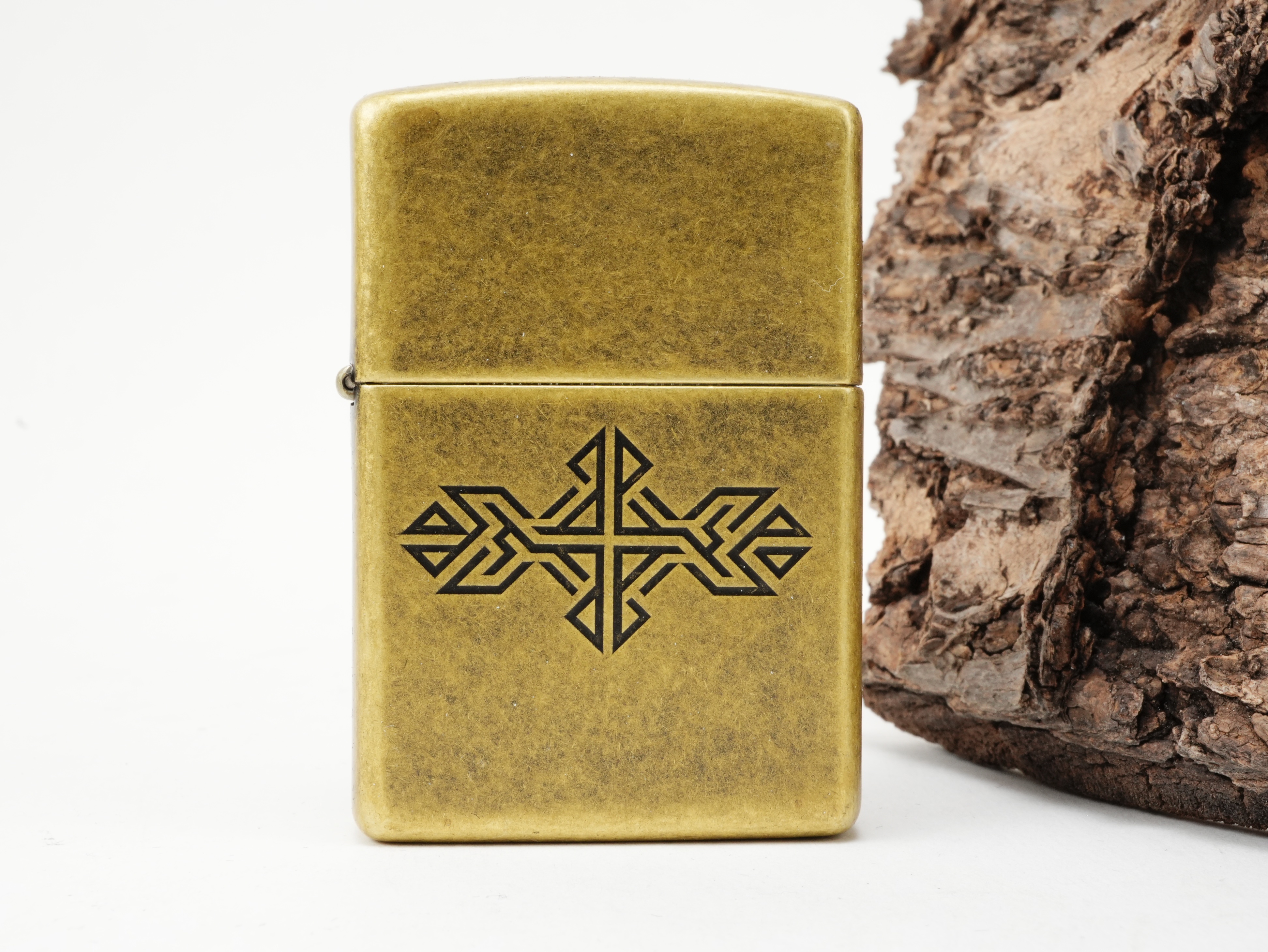 Zippo Lighter Medieval Pattern 60007529 Bild 1