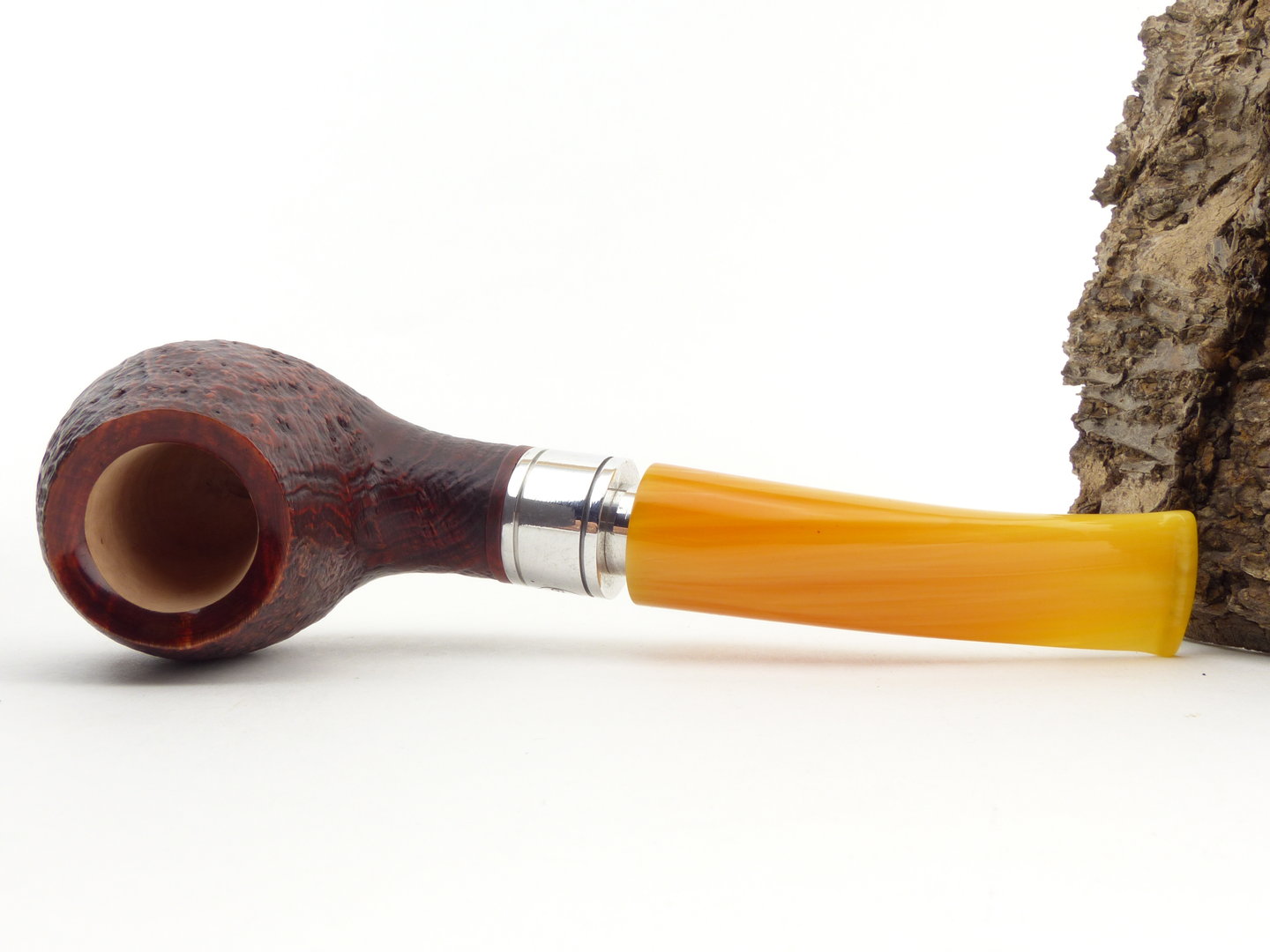 rattrays_monarch_4_sand_6