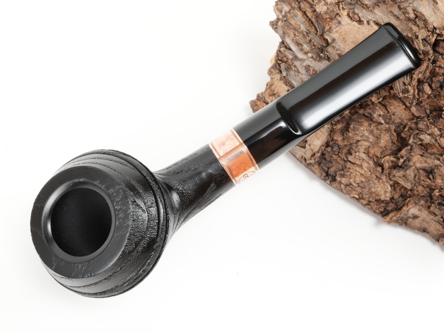 rattrays_distillery_129_G_black_3