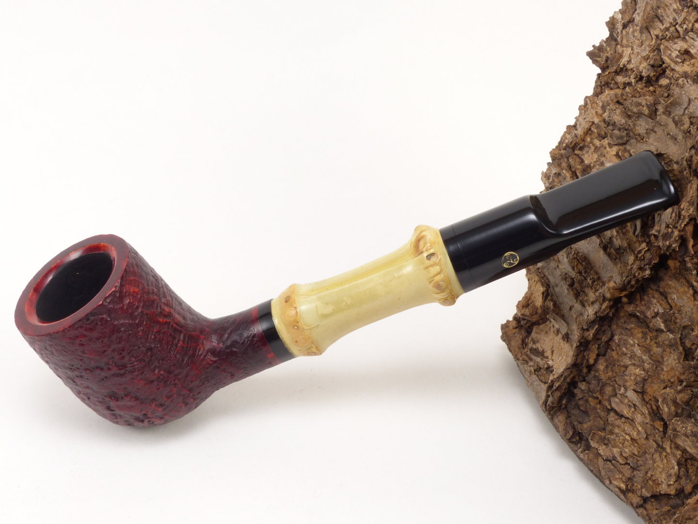 rattrays_bamboo_billiard_sand_red_filter_1