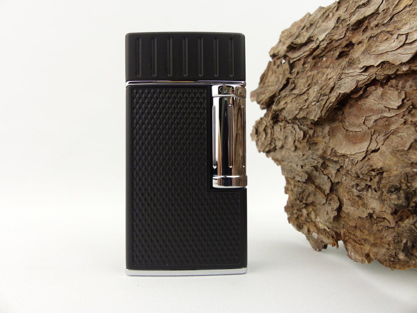 colibri_pfeifenfeuerzeug_schwarz_chrom_295052_1