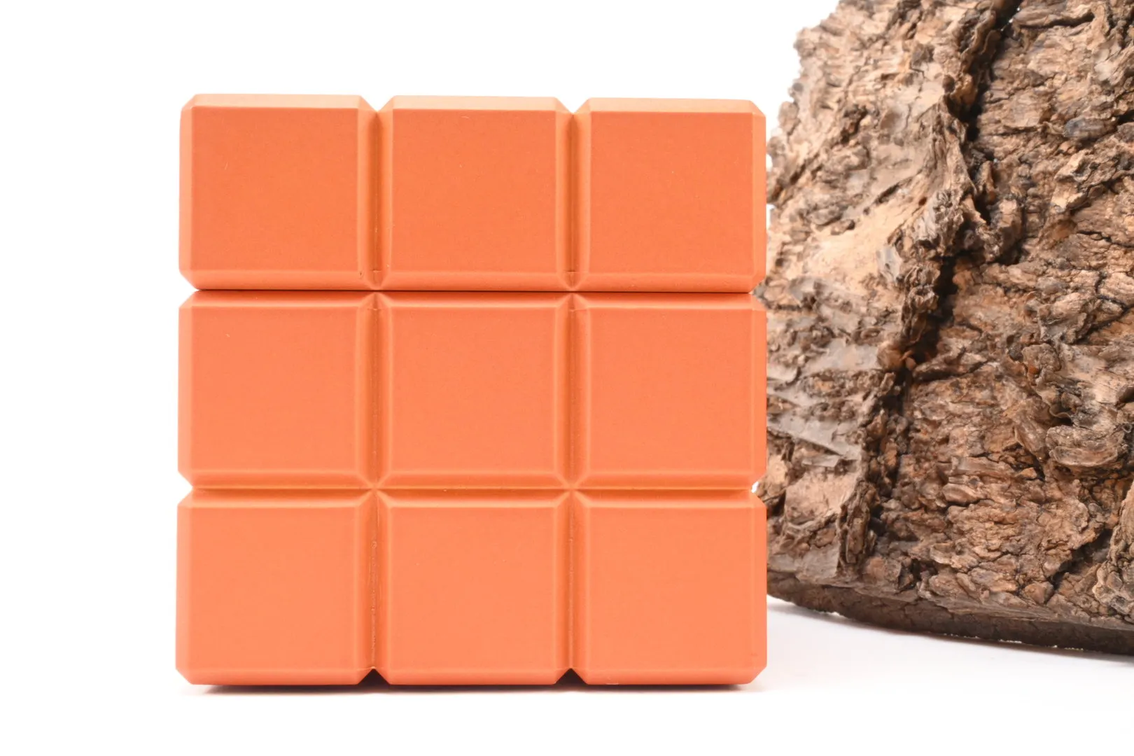 Colibri_Tischfeuerzeug_Heritage_Cube_Orange_1