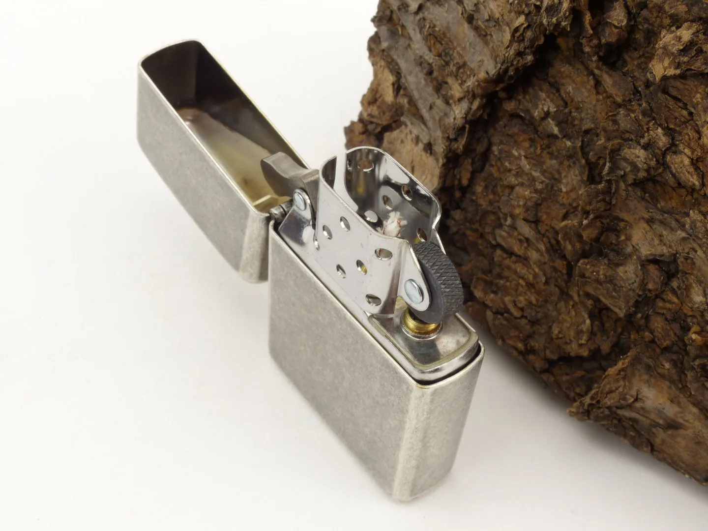 zippo_feuerzeug_Antique_Silver_60001192_6