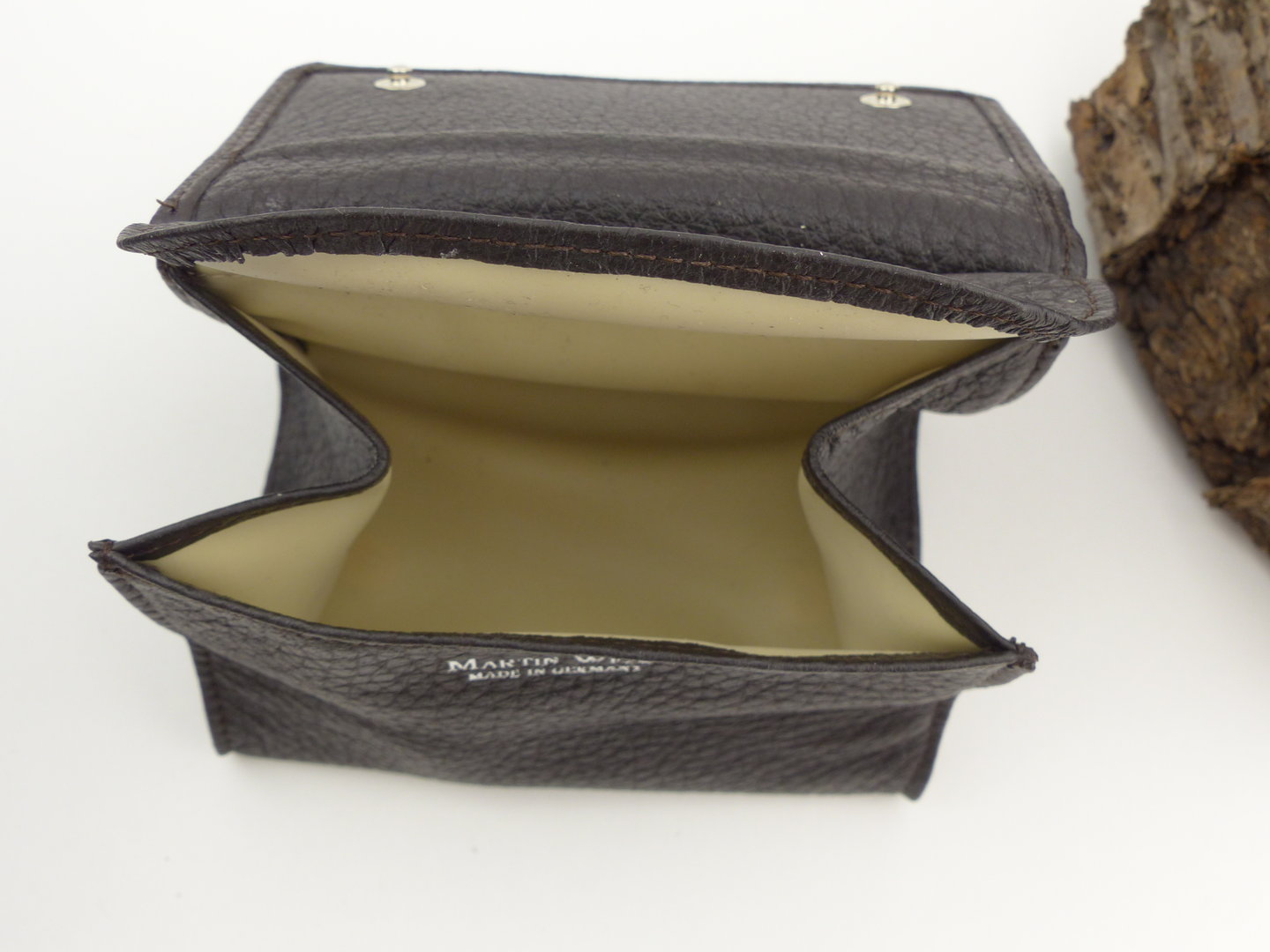 martin_wess_tabakbeutel_elk_t15_6