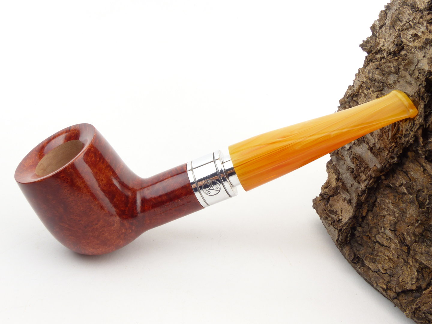 rattrays_monarch_5_light_1