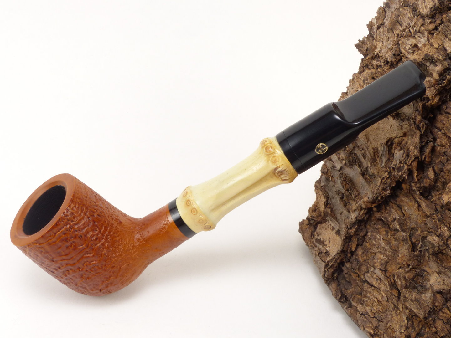 rattrays_bamboo_billiard_sand_light_filter_1