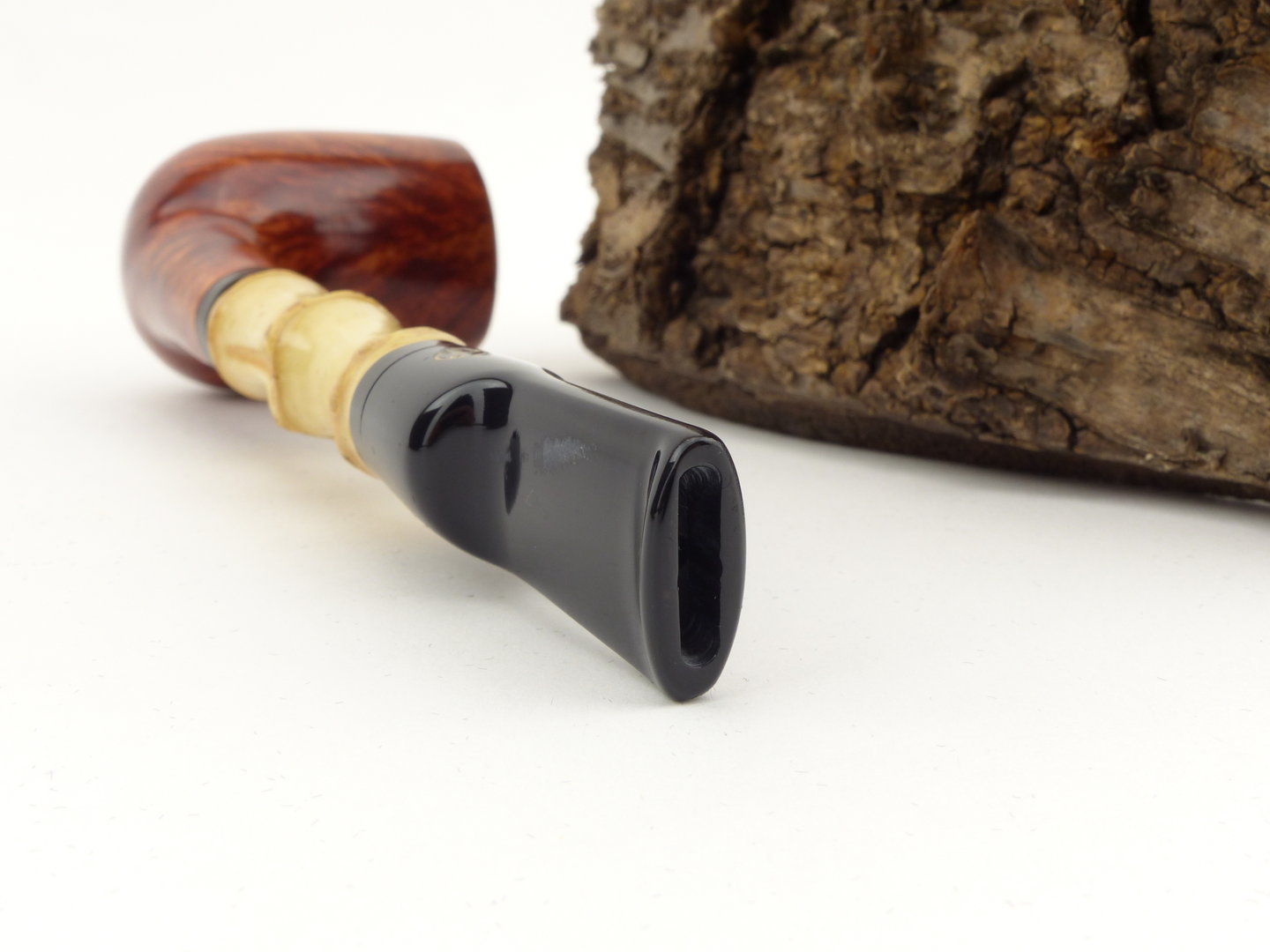 rattrays_bamboo_billiard_light_4