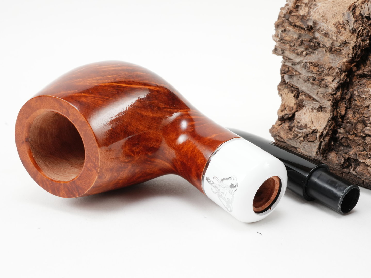 white_elephant_pipe_pfeife_kenya_terra_16_8