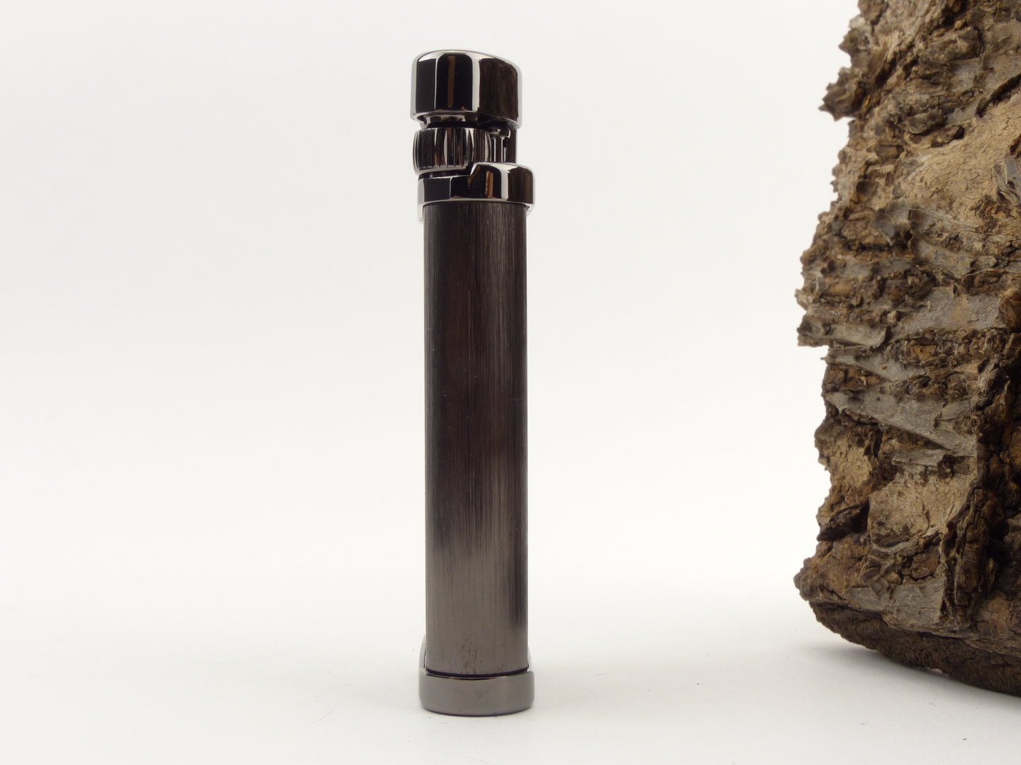 im_corona_old_boy_64-8115_4