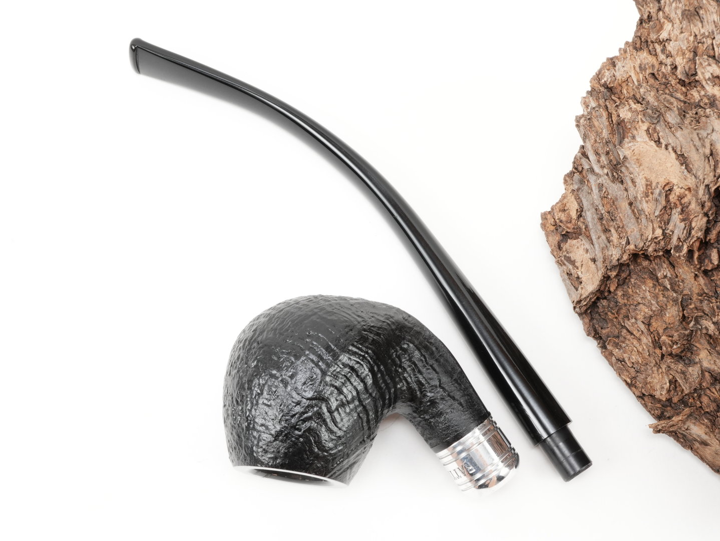 rattrays_the_bagpiper_sand_black_9