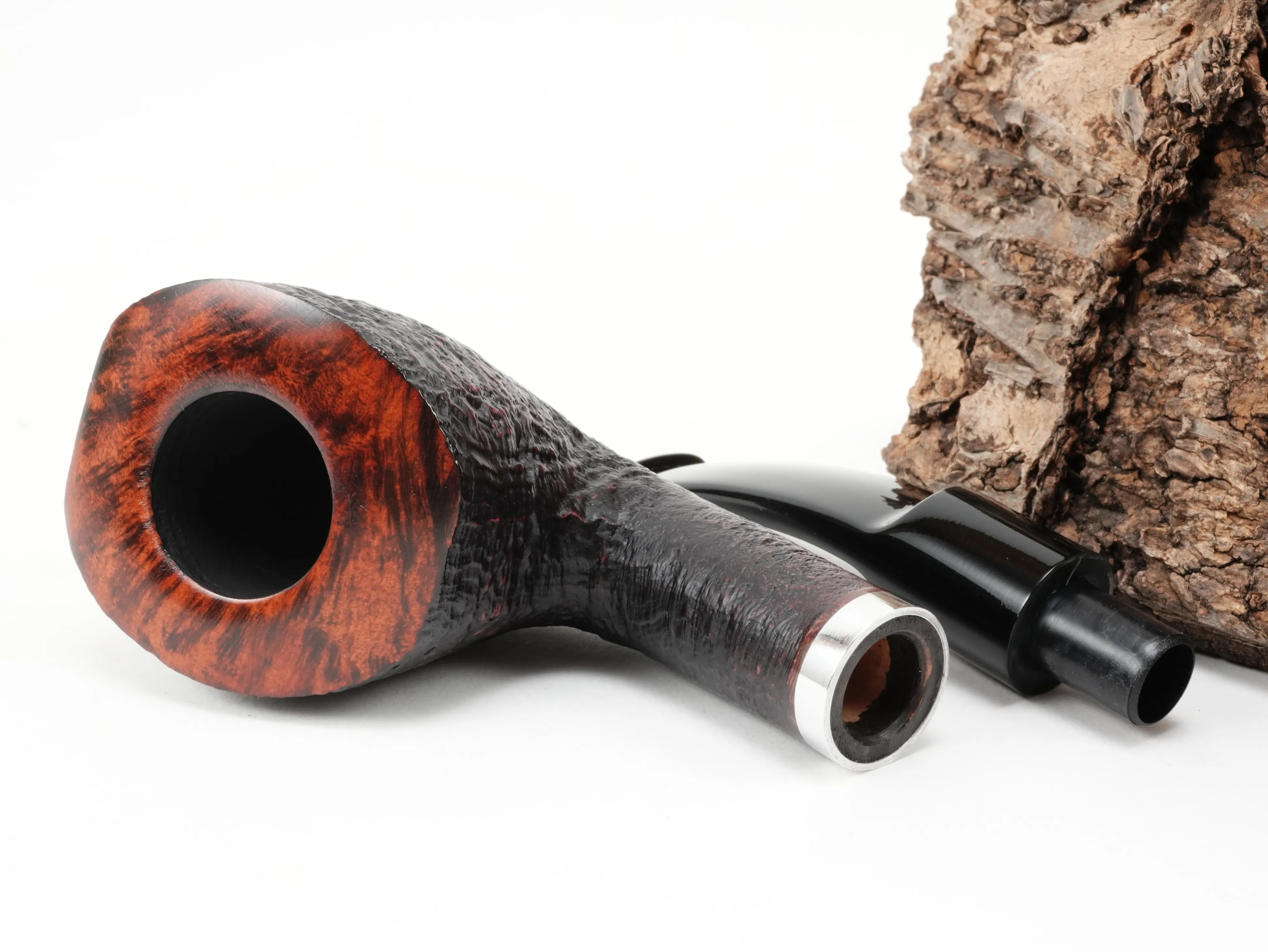 Zerlegte Stanwell København 409 Pfeife mit Blick auf die 9mm Filterbohrung und den Aluminiumring am Holmende