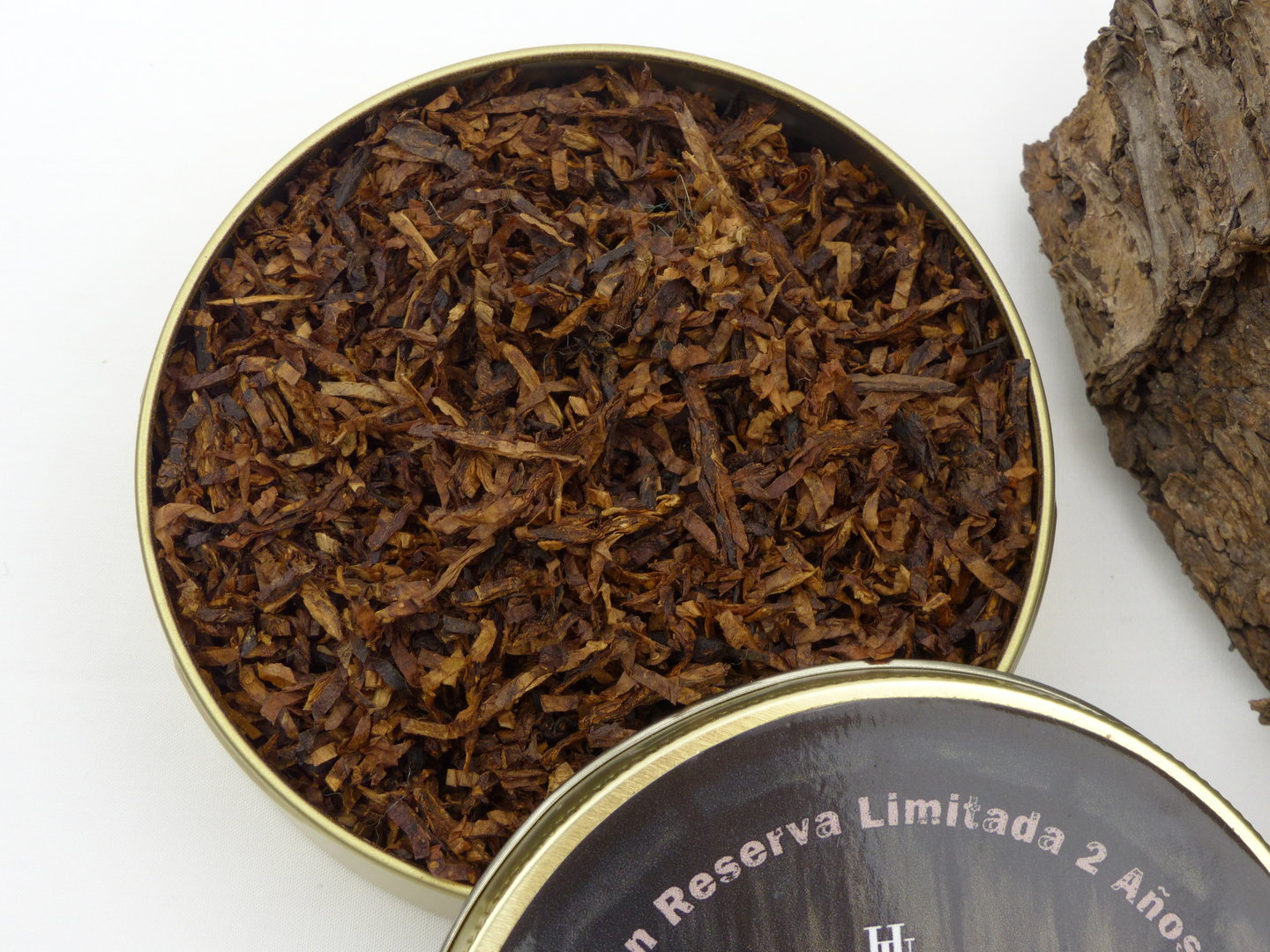 hu_tobacco_cervantes_3