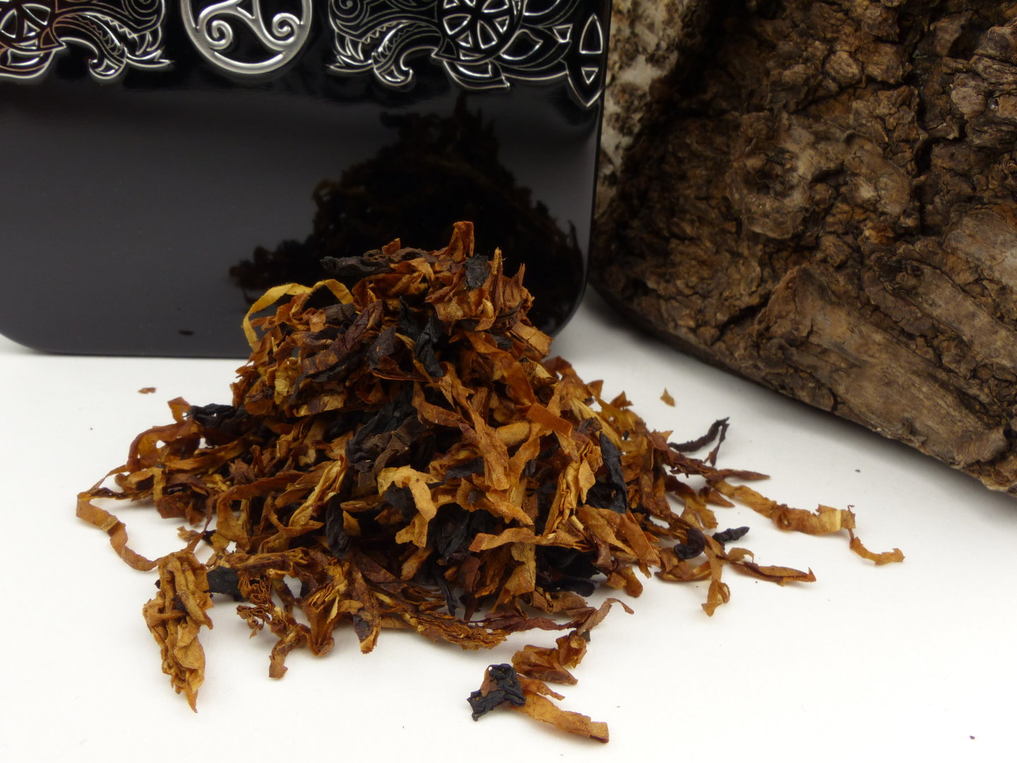 rattrays_year_of_the_dragon_pipe_tobacco_4