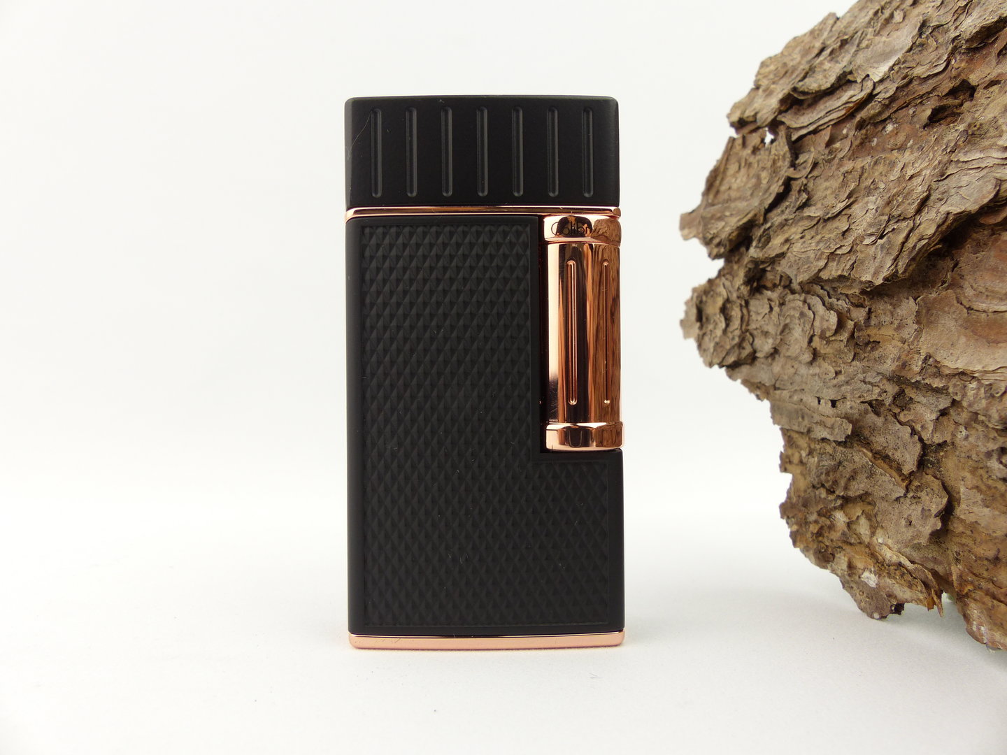 colibri_pfeifenfeuerzeug_schwarz_rose_295056_1