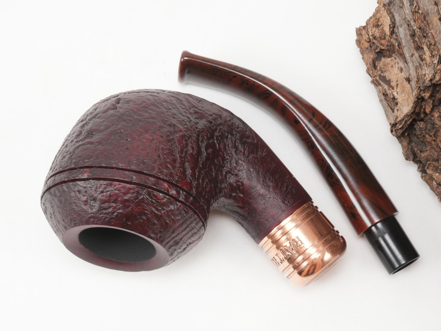 rattrays_yule_2025_red_sand_9