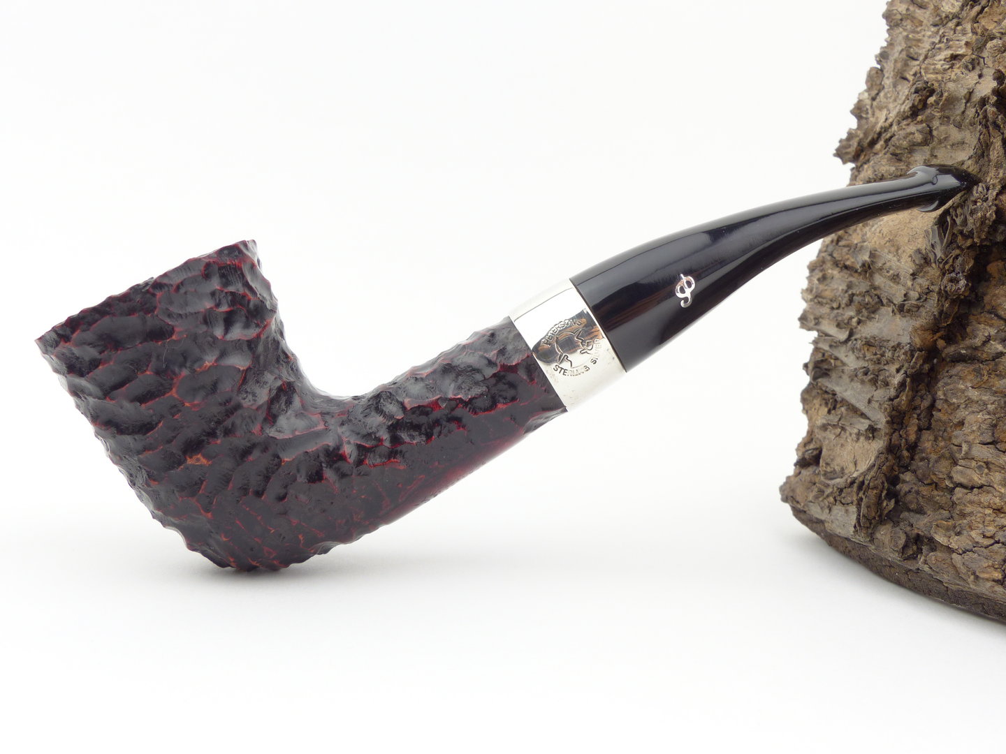 peterson_sherlock_holmes_mycroft_rustic_lip_2