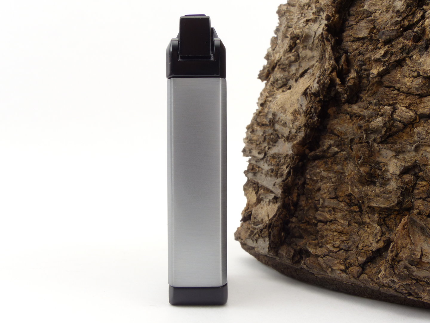 passatore_pfeifenfeuerzeug_henry_chrom_schwarz_4