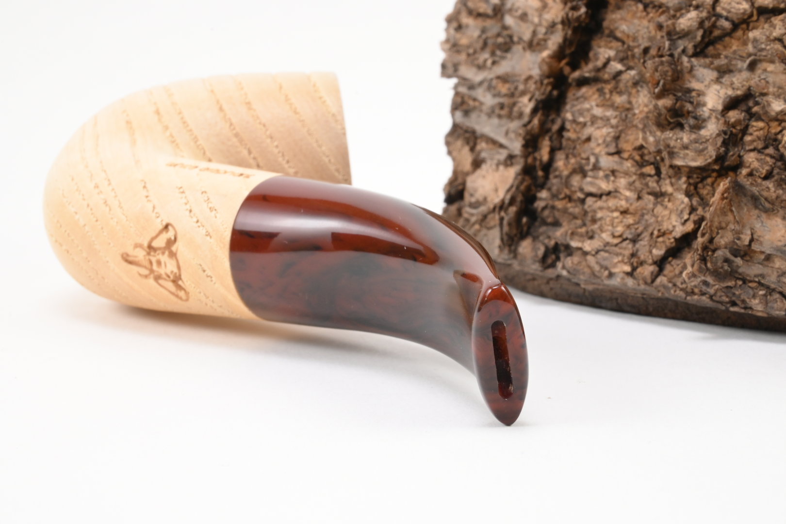 white_elephant_pipe_pfeife_etosha_4_4