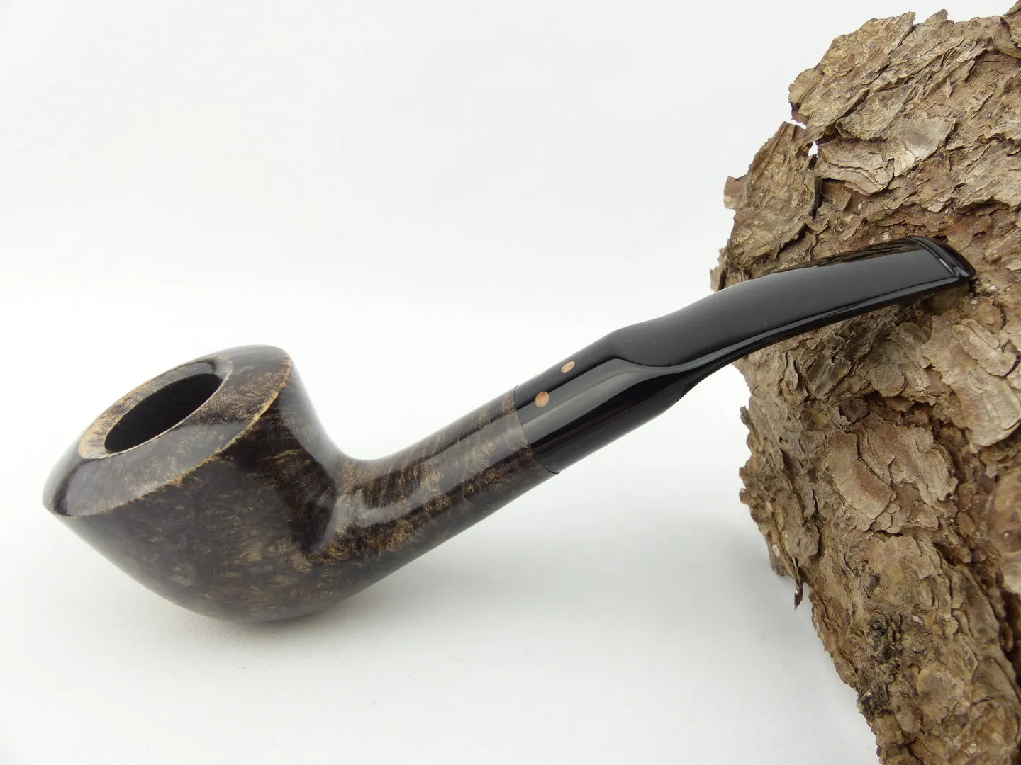 Cesare Barontini Pfeife Stuart 2 kontrast