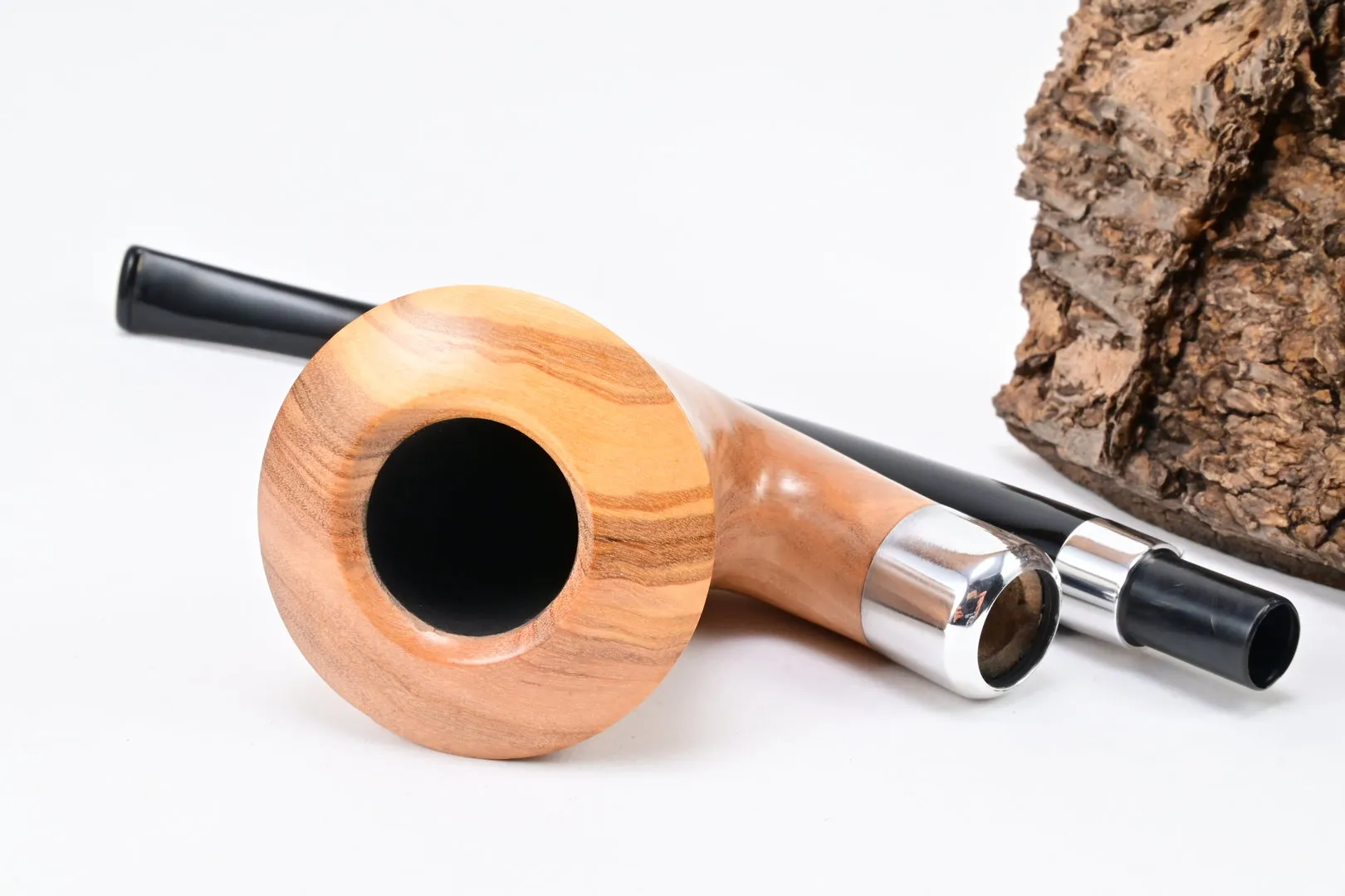 rattrays_carnyx_olive_smooth_8_5