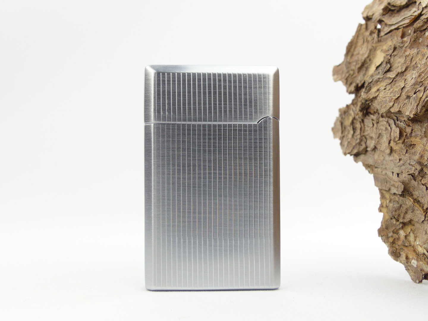 rattrays_bel_stripe_chrome_3